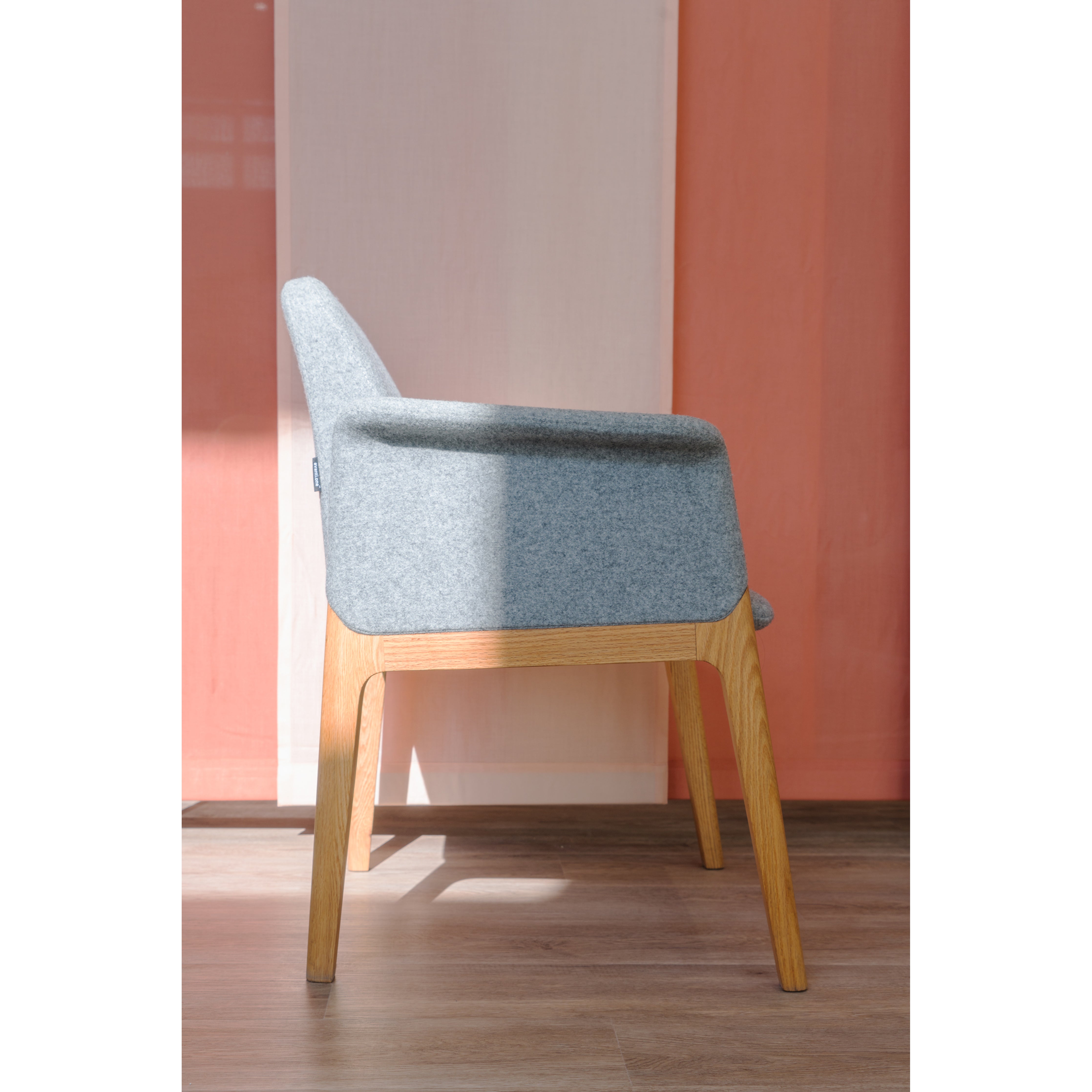 Edge W - Dining Chair