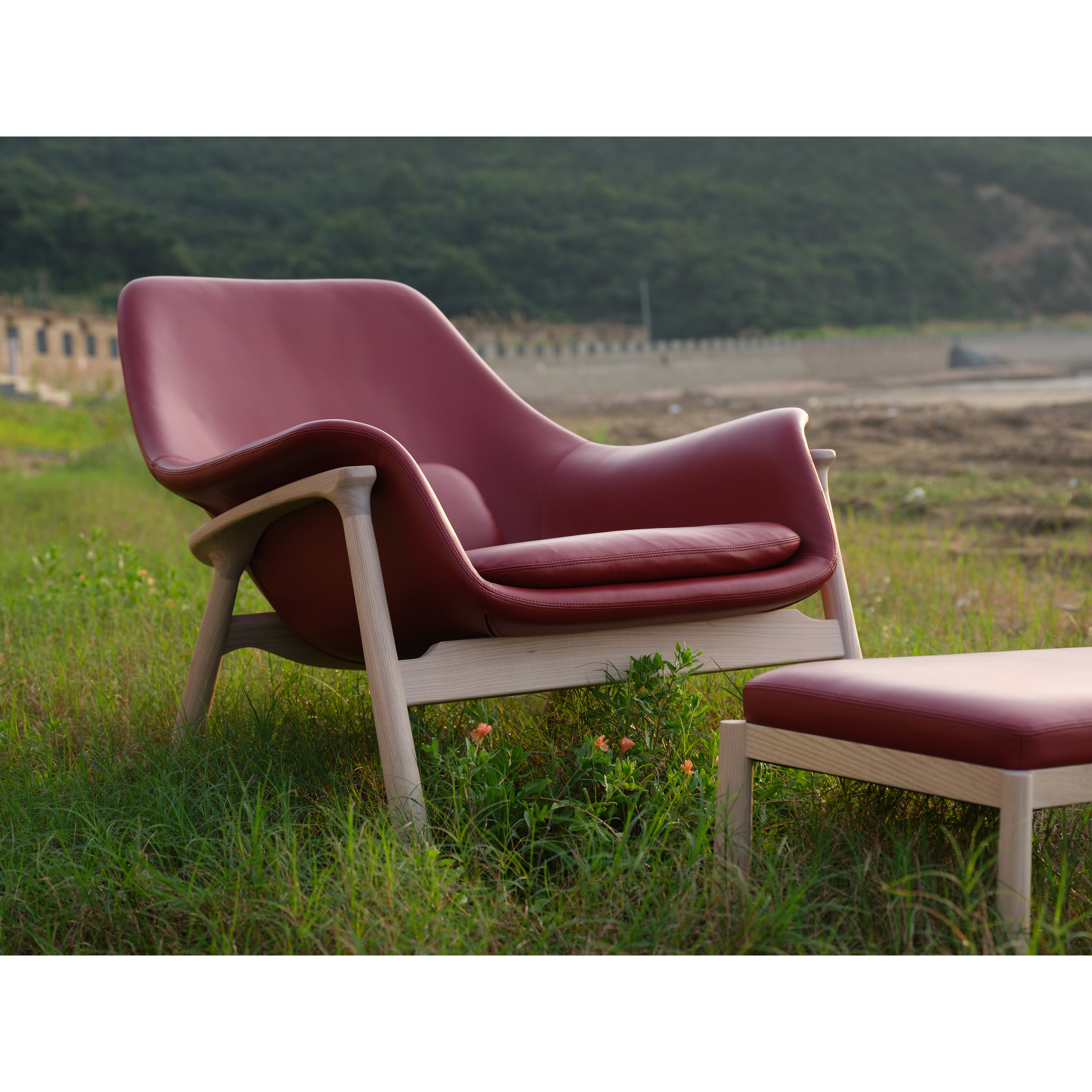 Oasis - Lounge Chair I