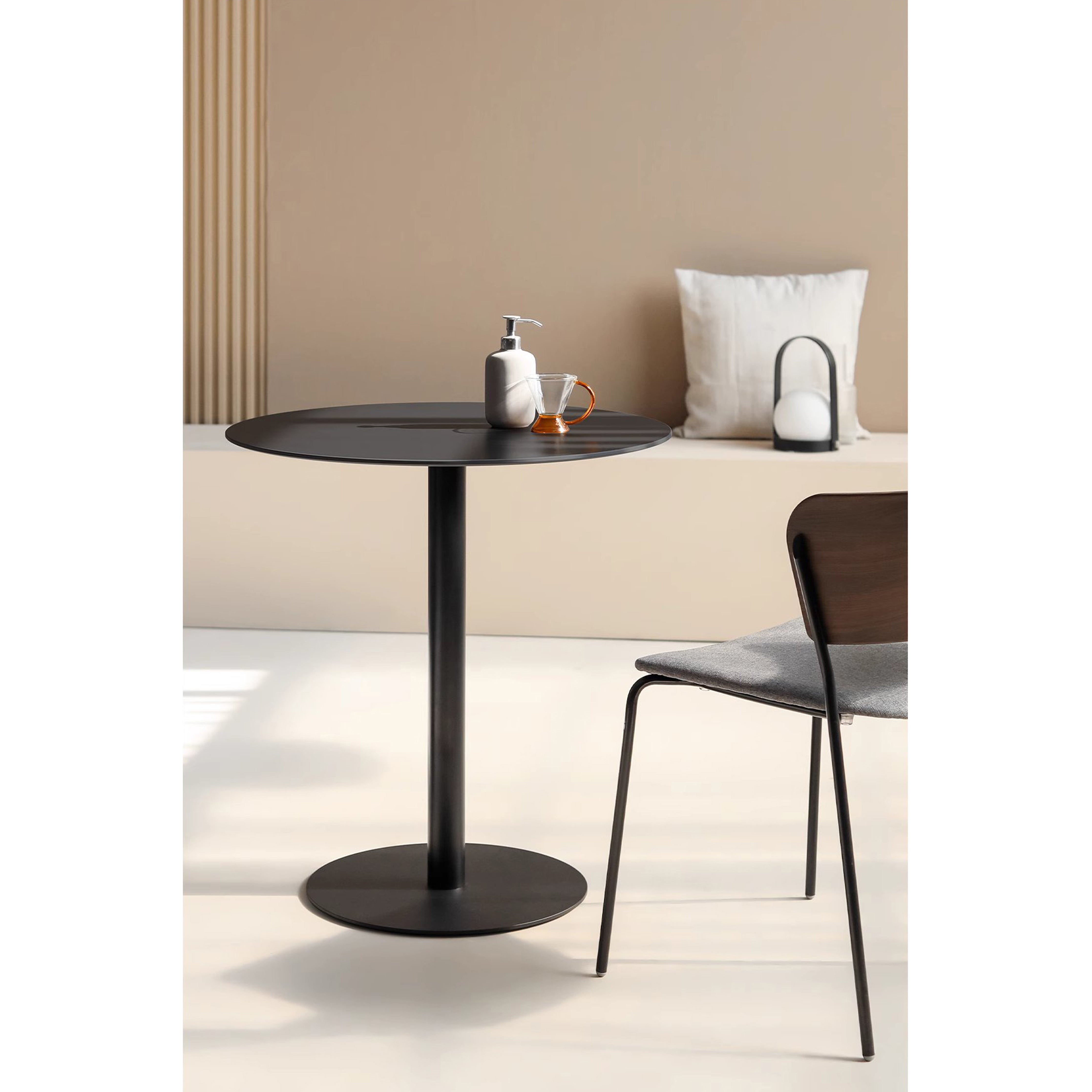 9.0 Table - Sintered Stone Round Dining Table
