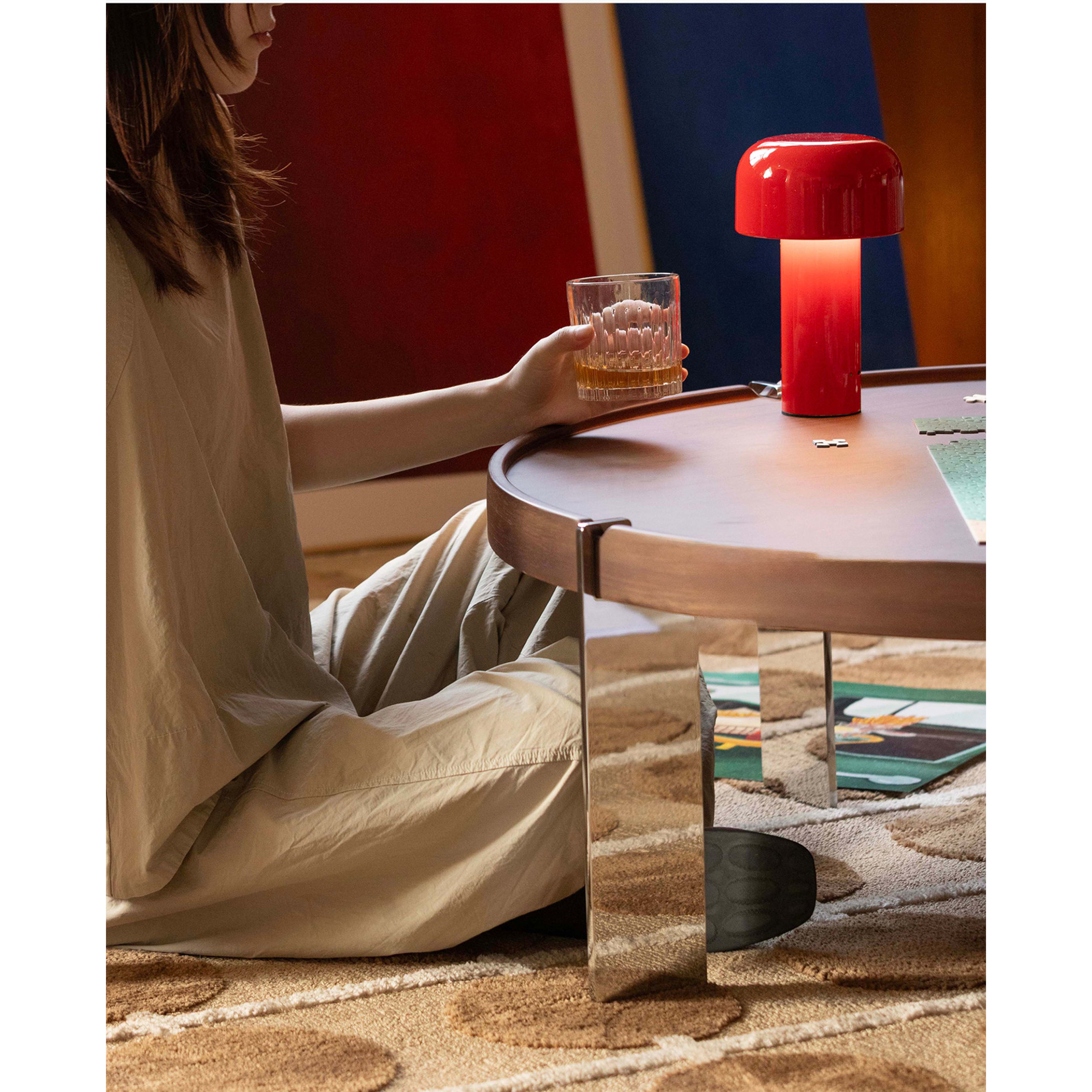 Mini Moment - Coffee Table