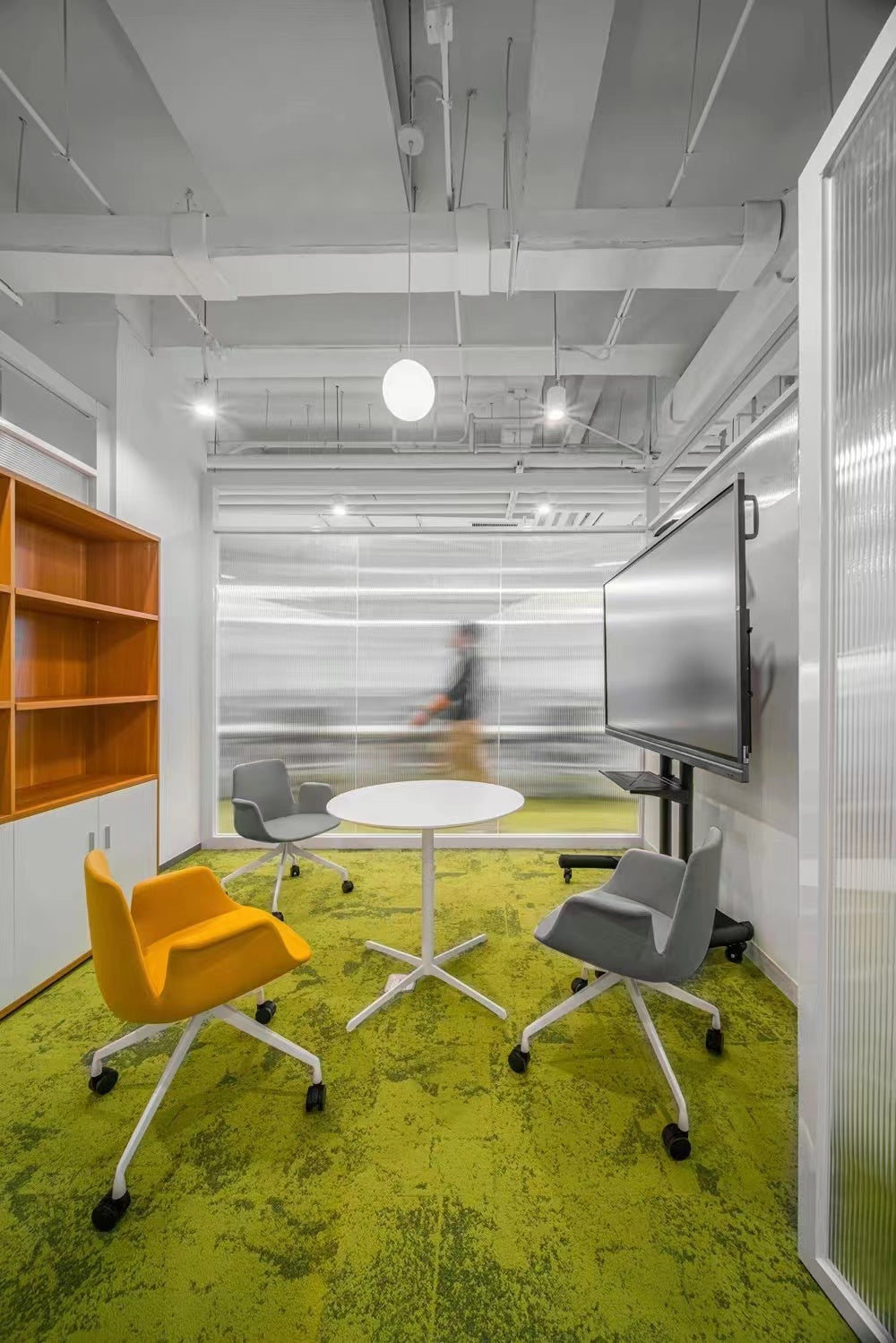 Liberal - Office Chair