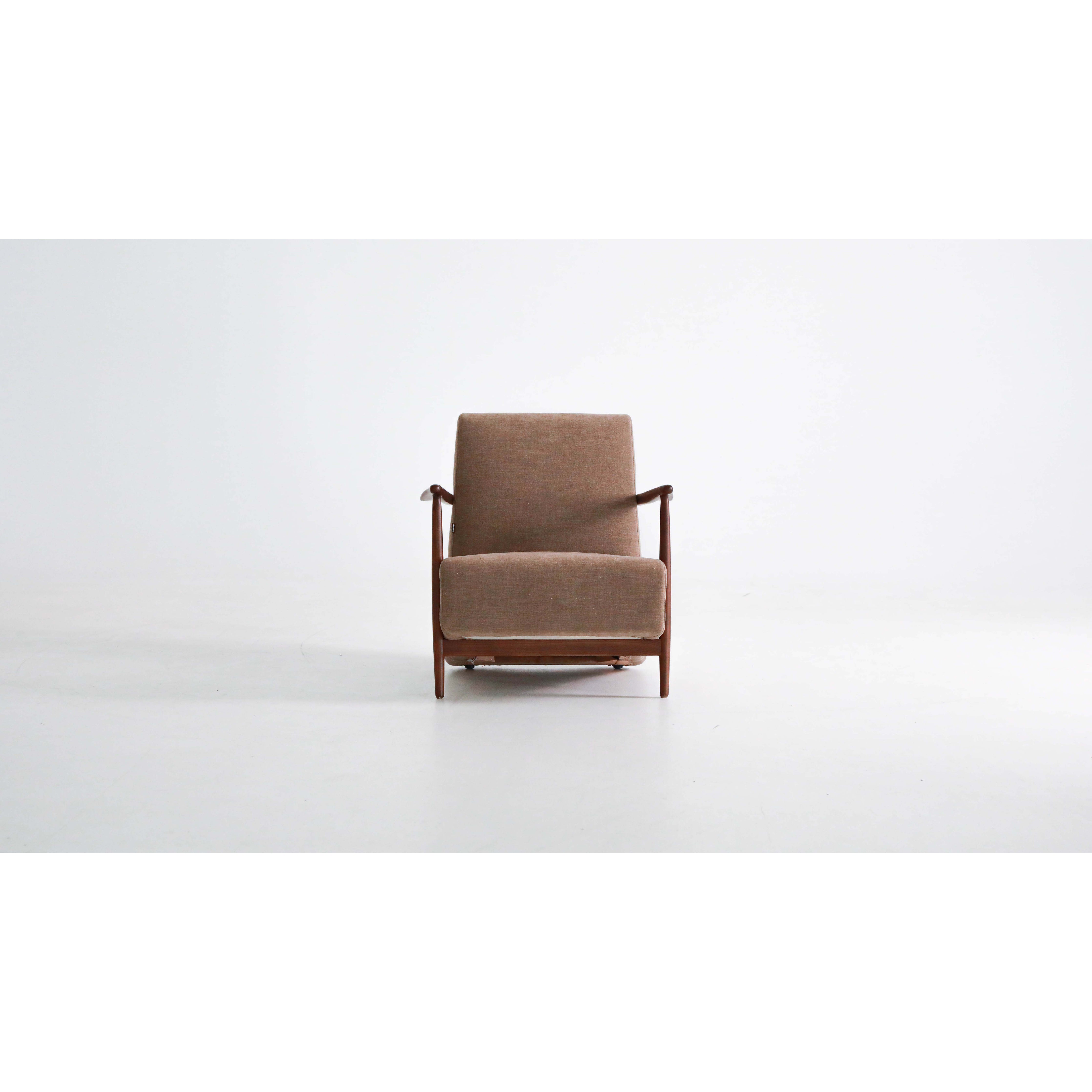 Ovee - Lounge Chair