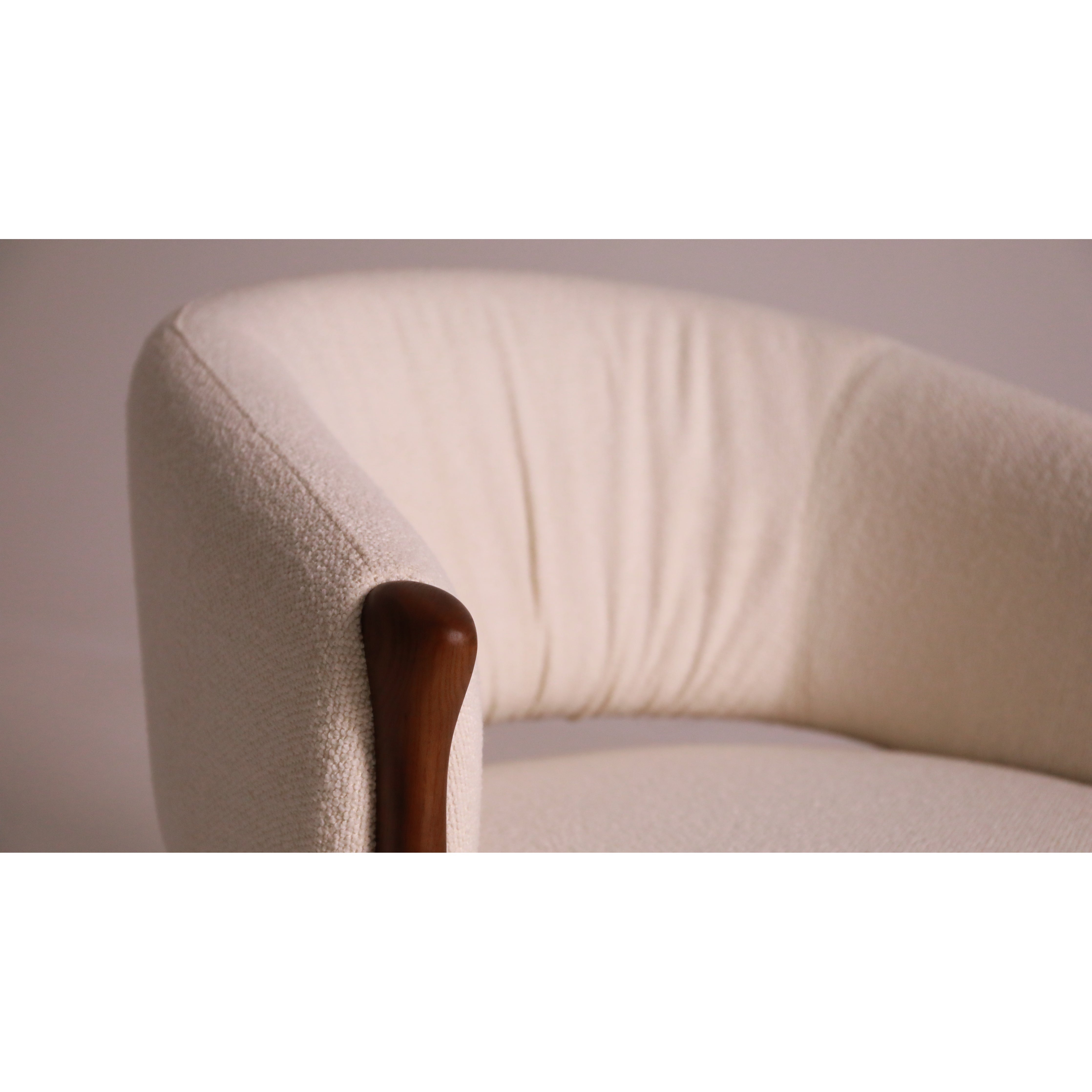 Eira - Lounge Chair