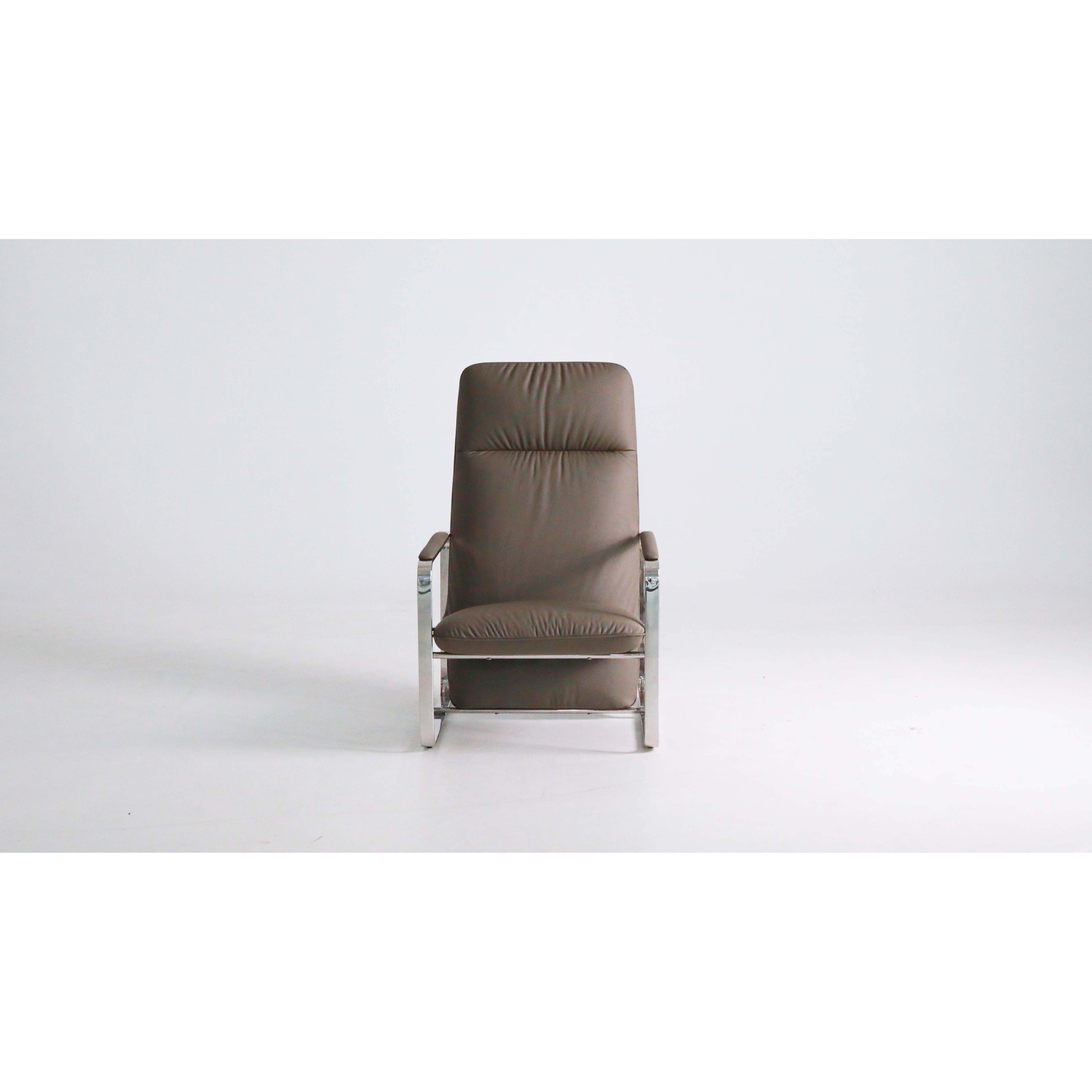 MOTIF - Lounge Chair