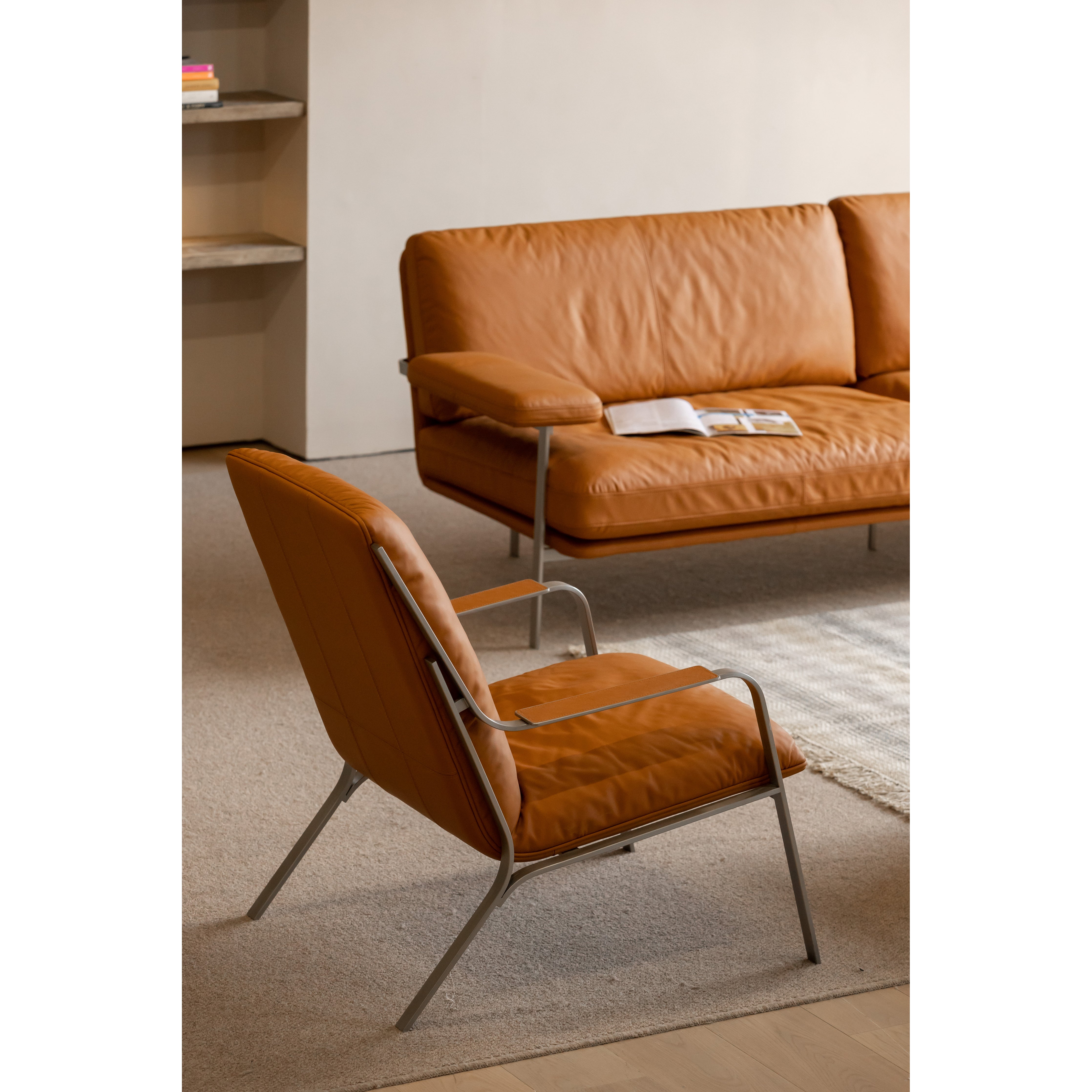 Lean - Lounge Chair (Genuine Leather)