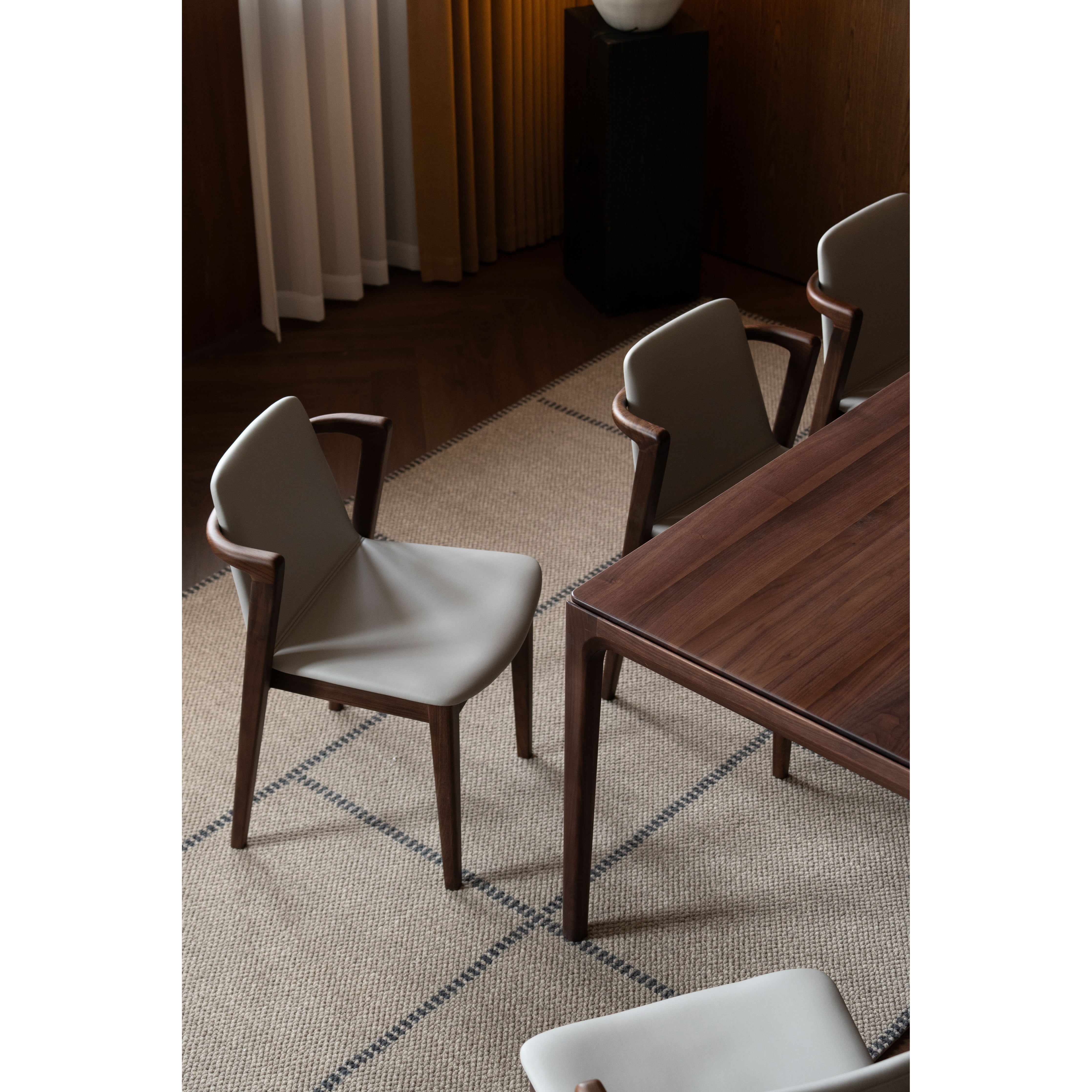 Valley - Dining Chair