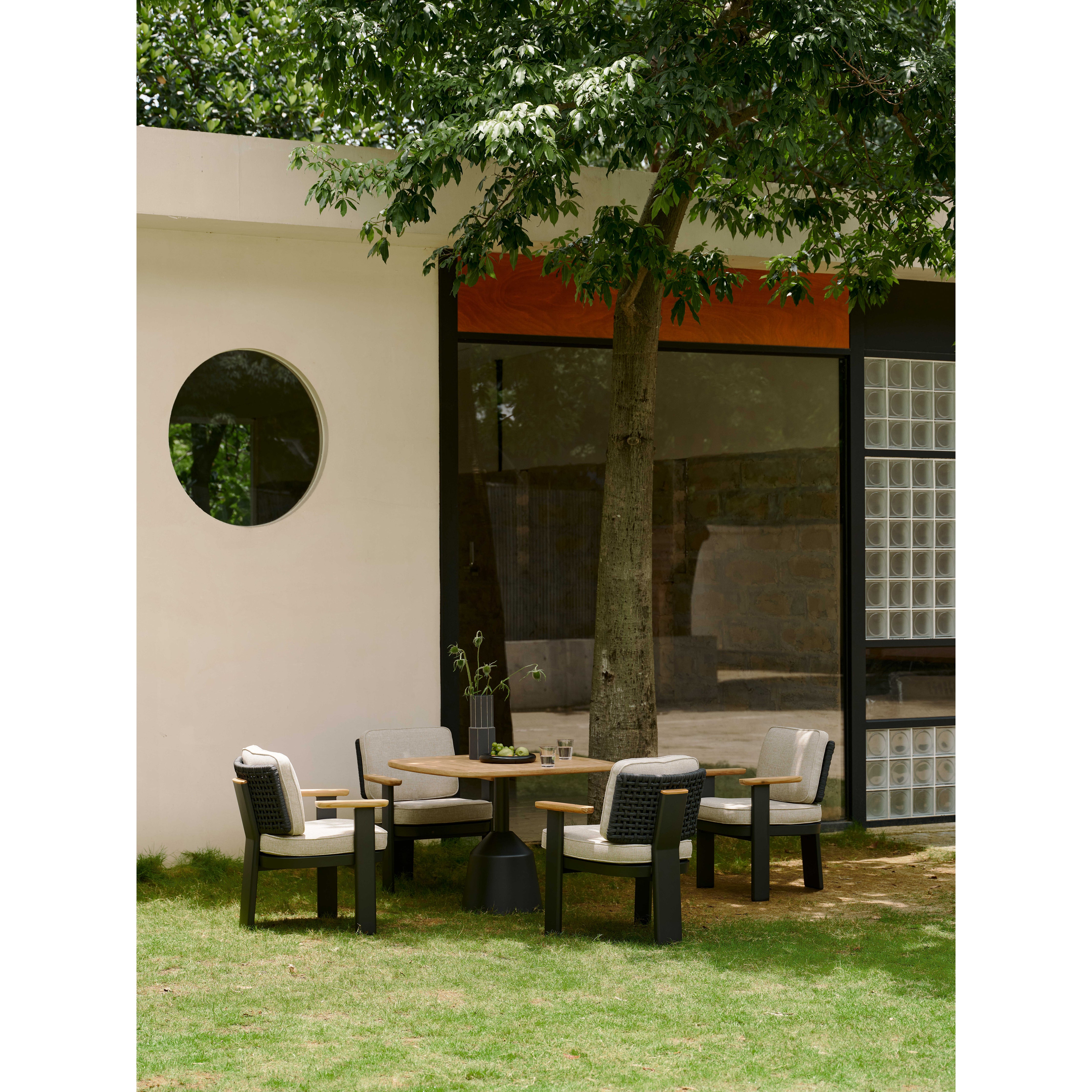 Balance - Outdoor Round/Square Dining Table