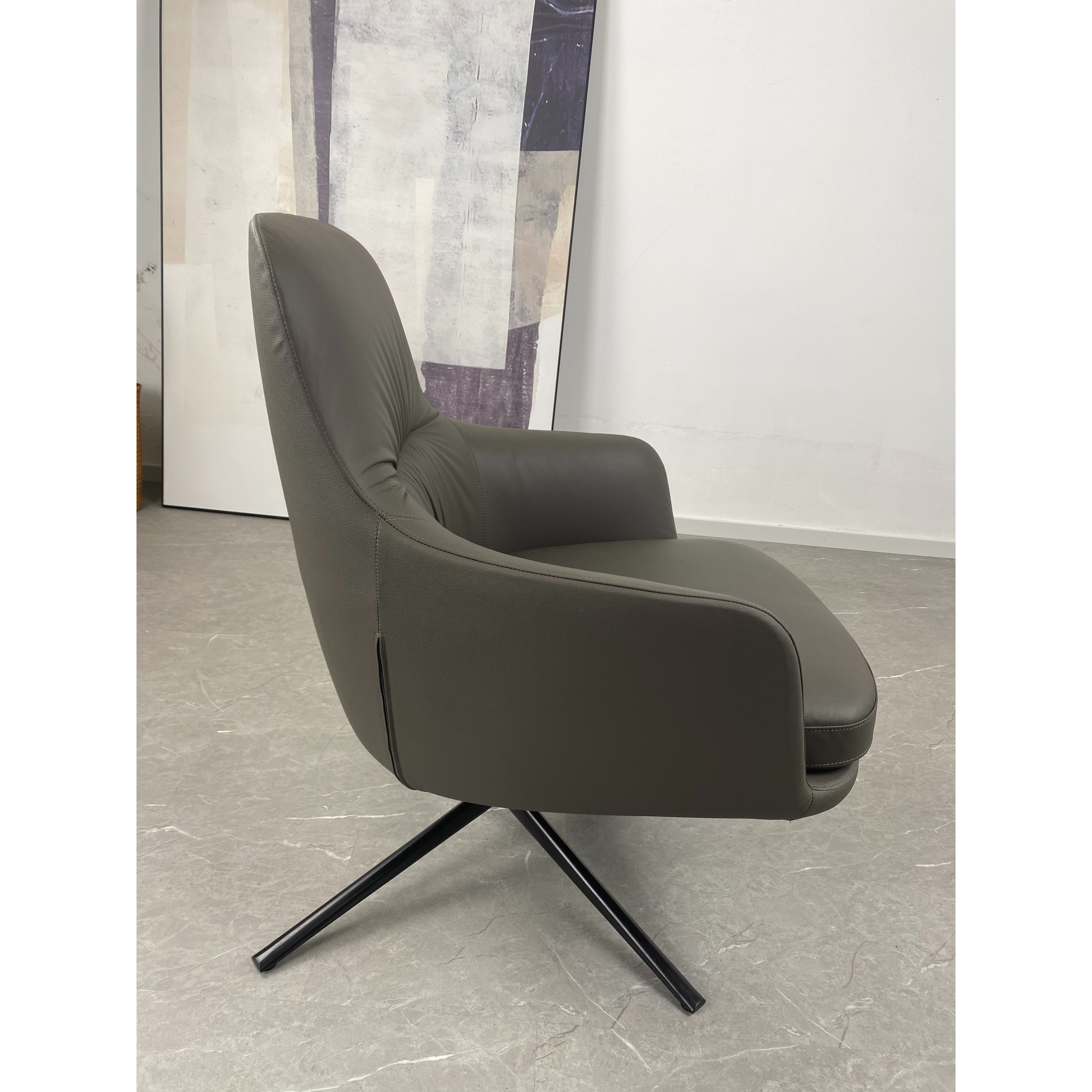 Cetacean - Lounge Chair (with wrinkles)