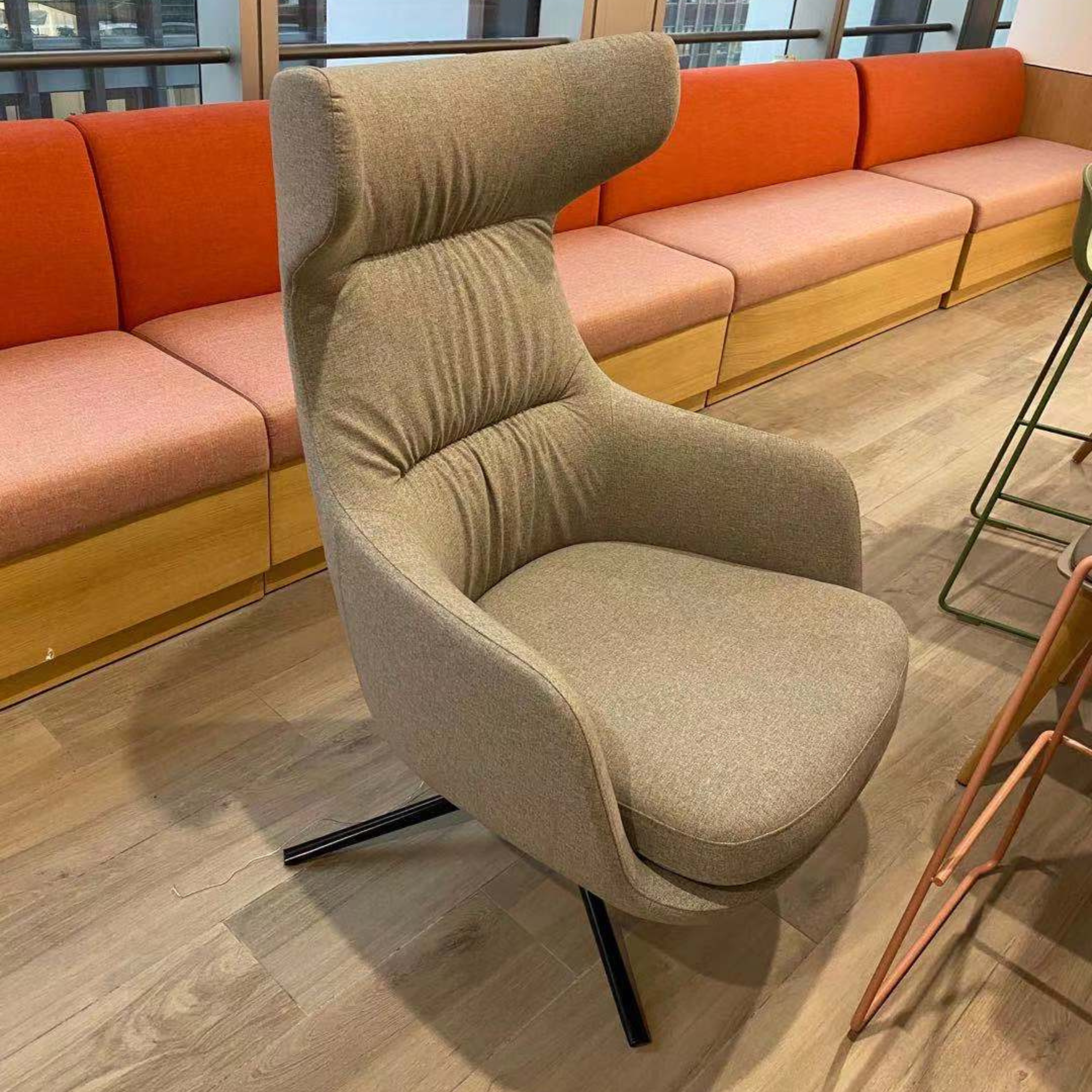 Cetacean - Lounge Chair (with wrinkles)