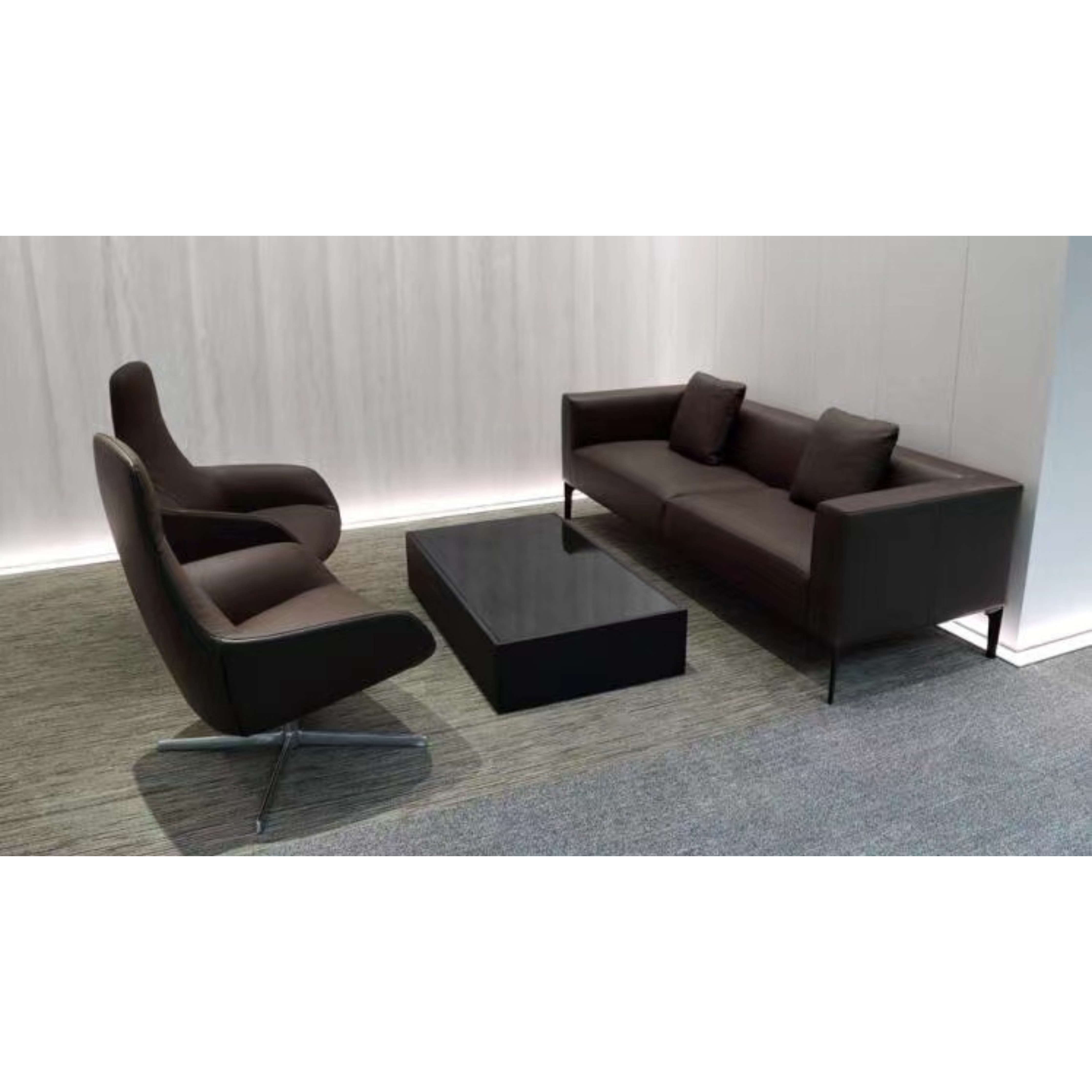 Borders - Lounge Chair