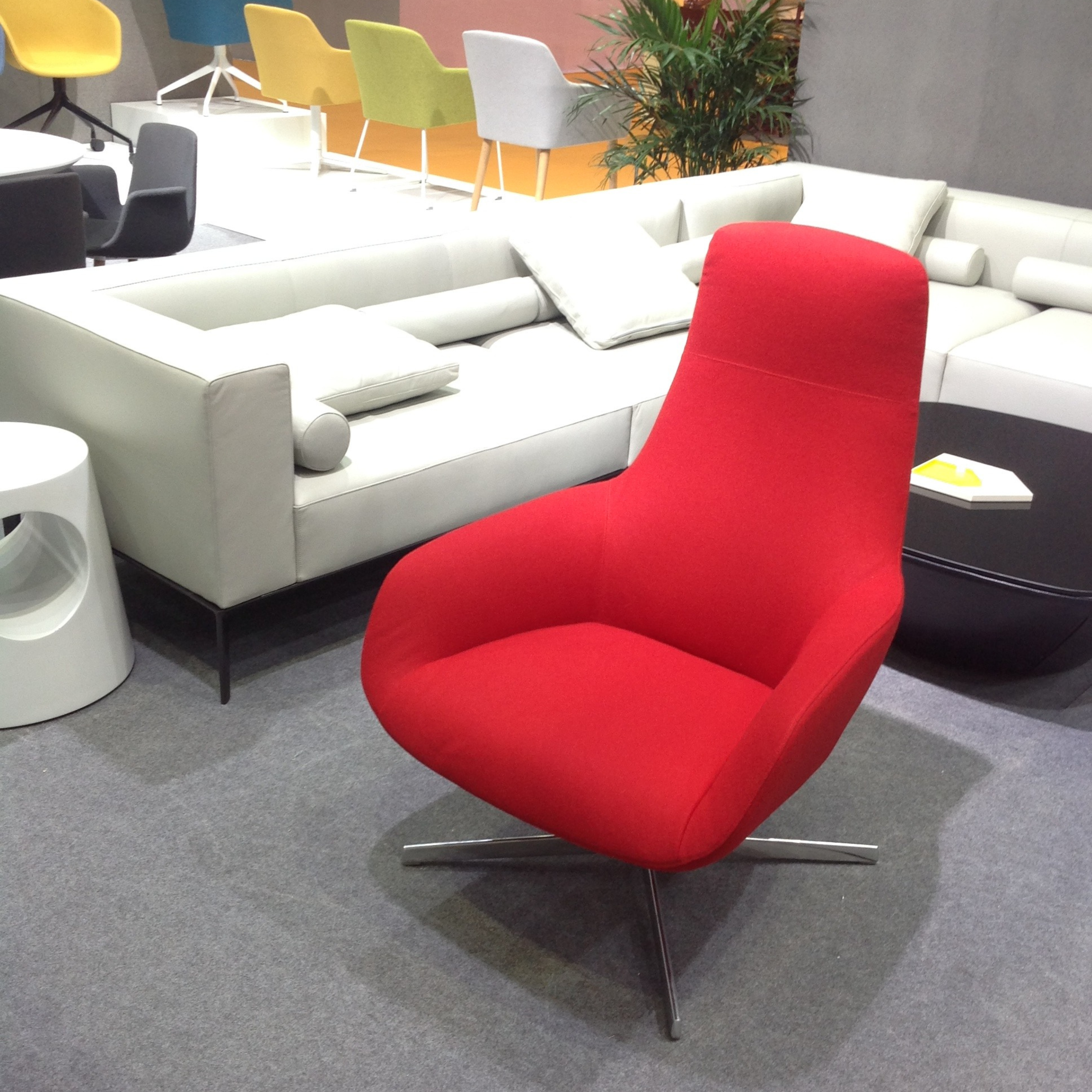 Borders - Lounge Chair