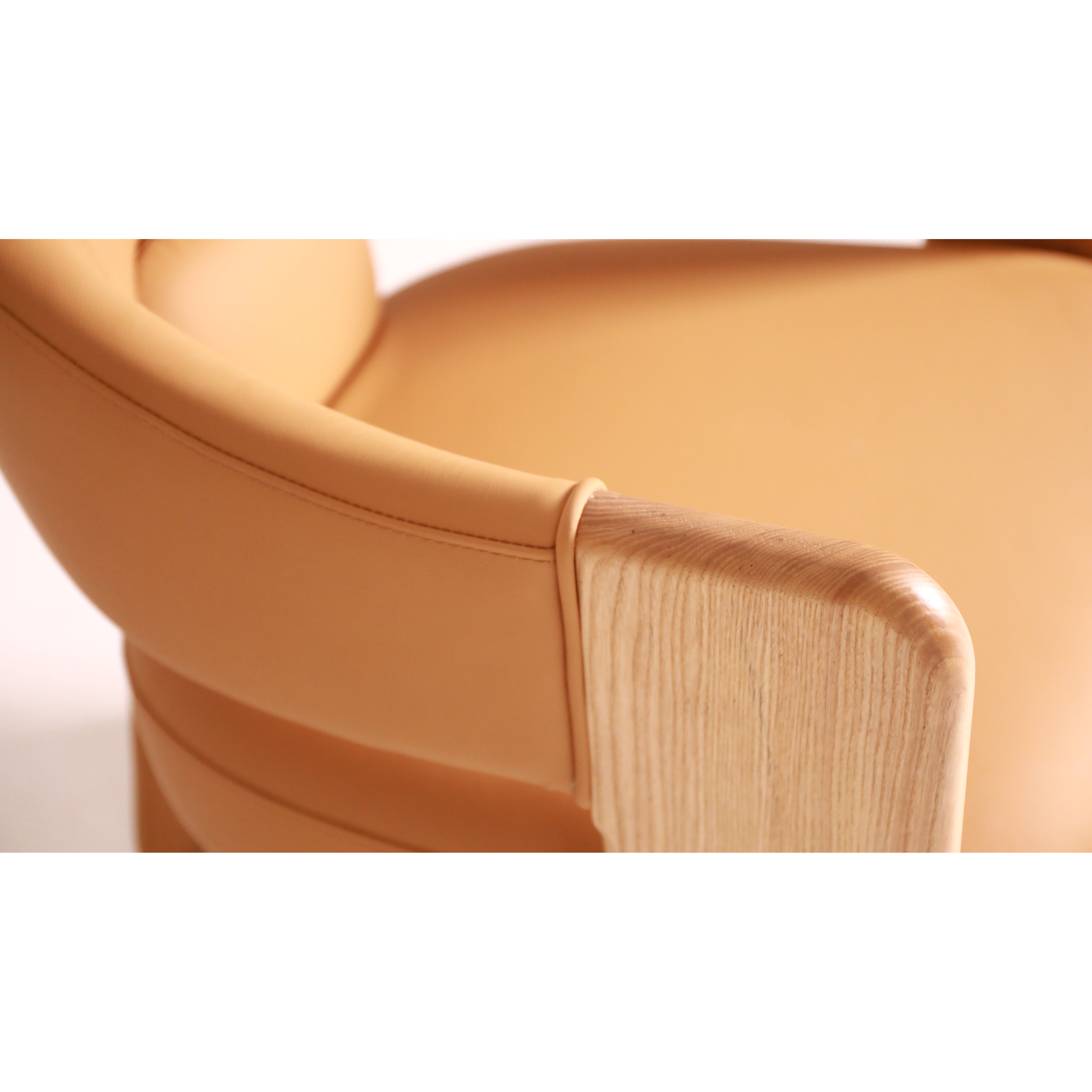 Flick - Lounge Chair