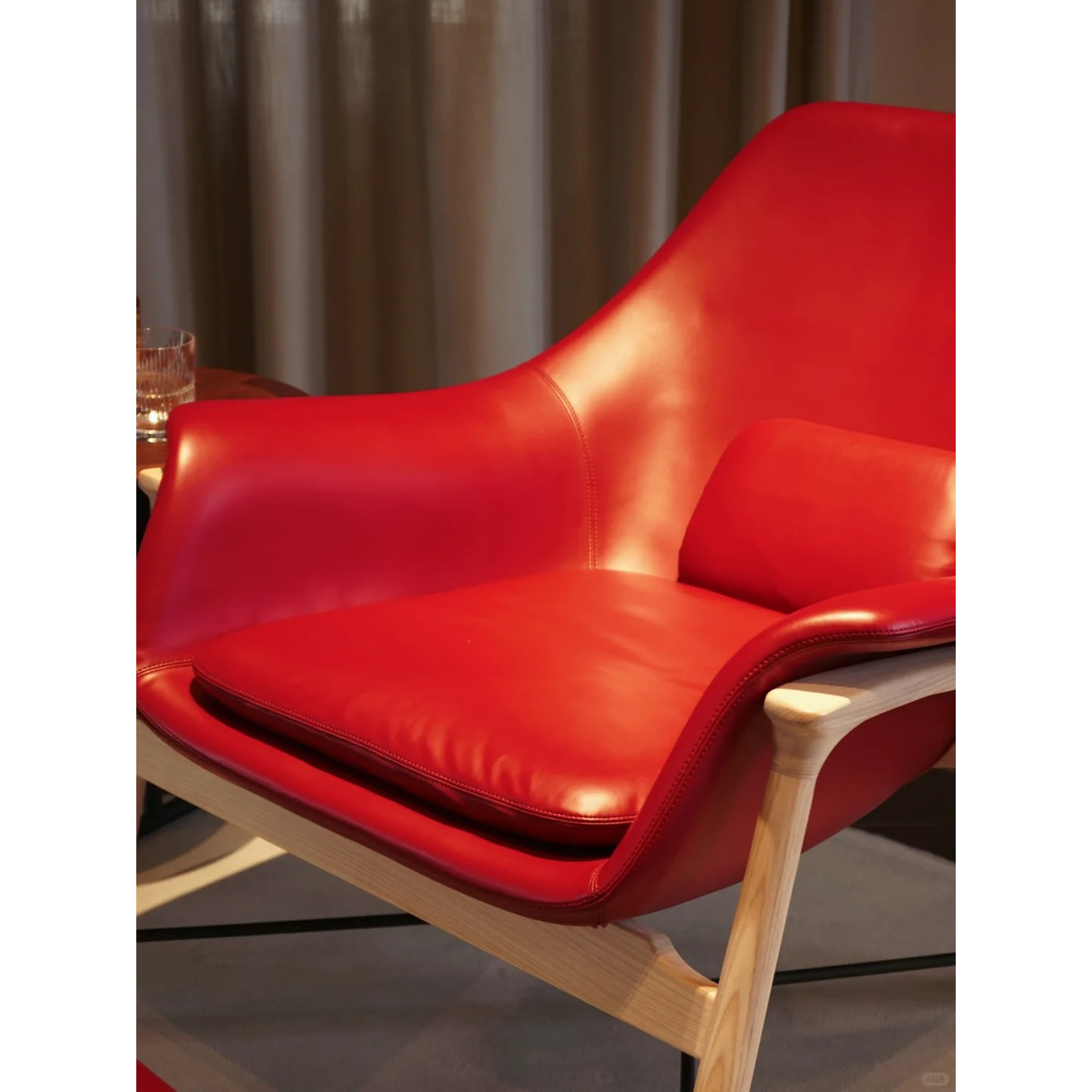 Oasis - Lounge Chair I