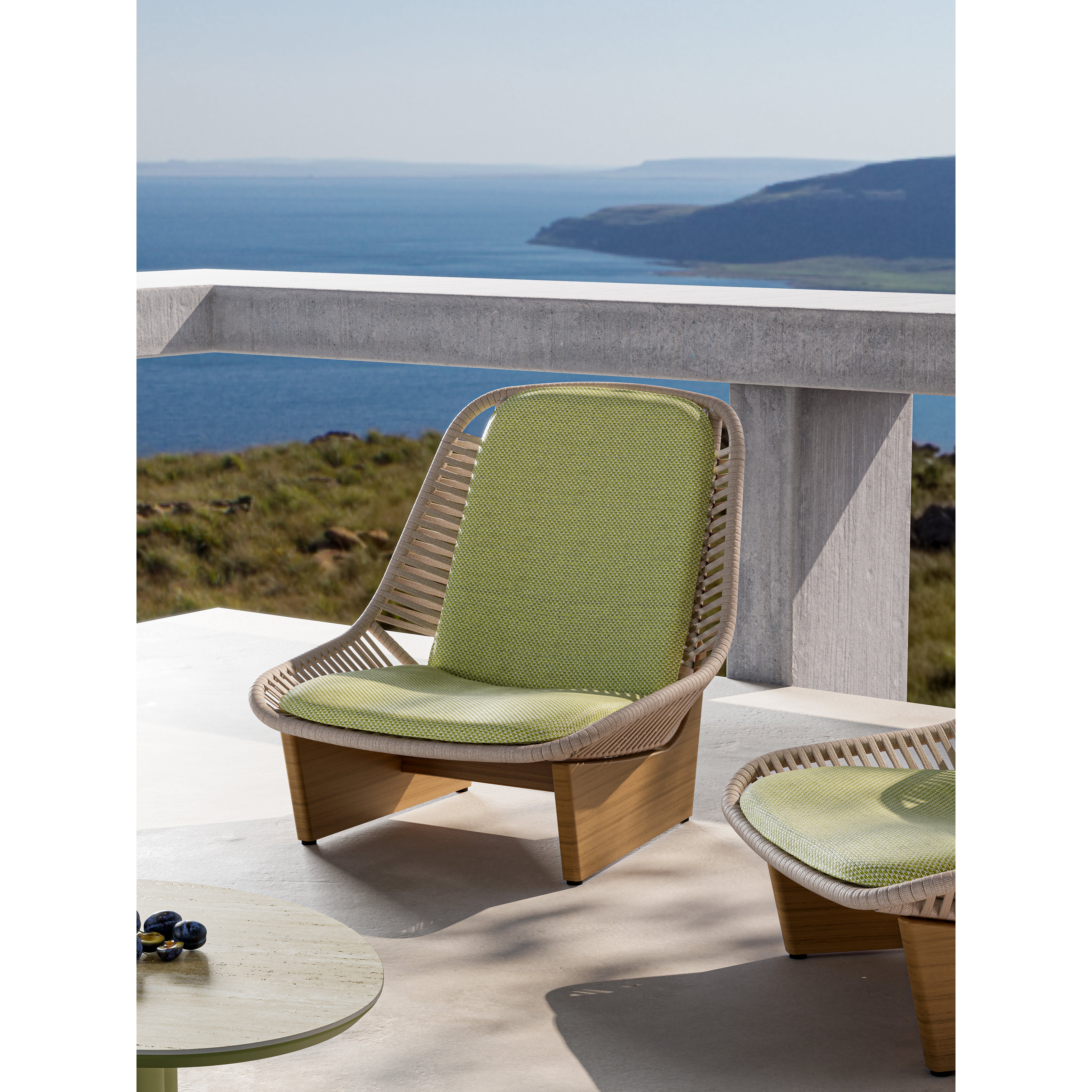 Clogs - Outdoor Lounge Chair