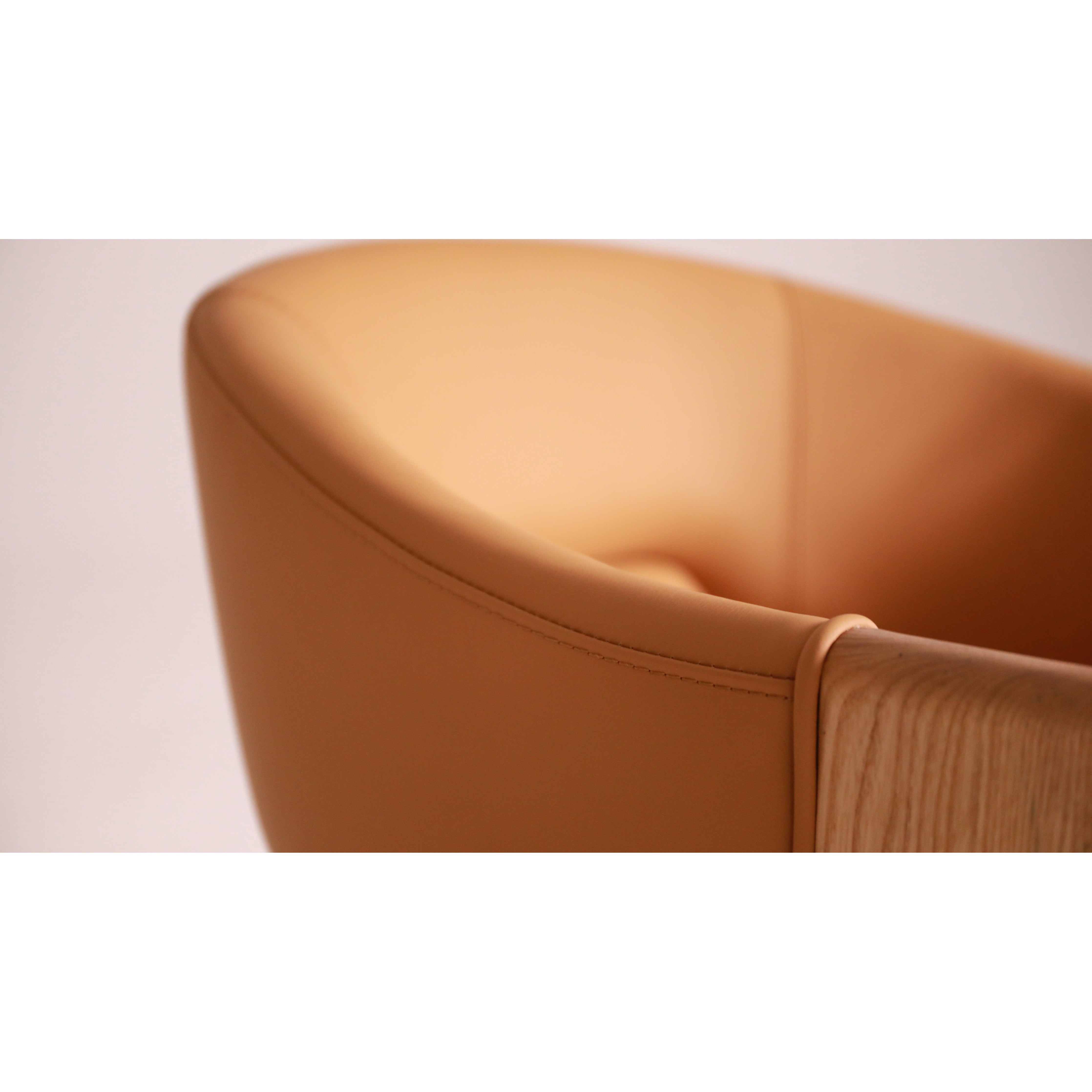 Flick - Lounge Chair