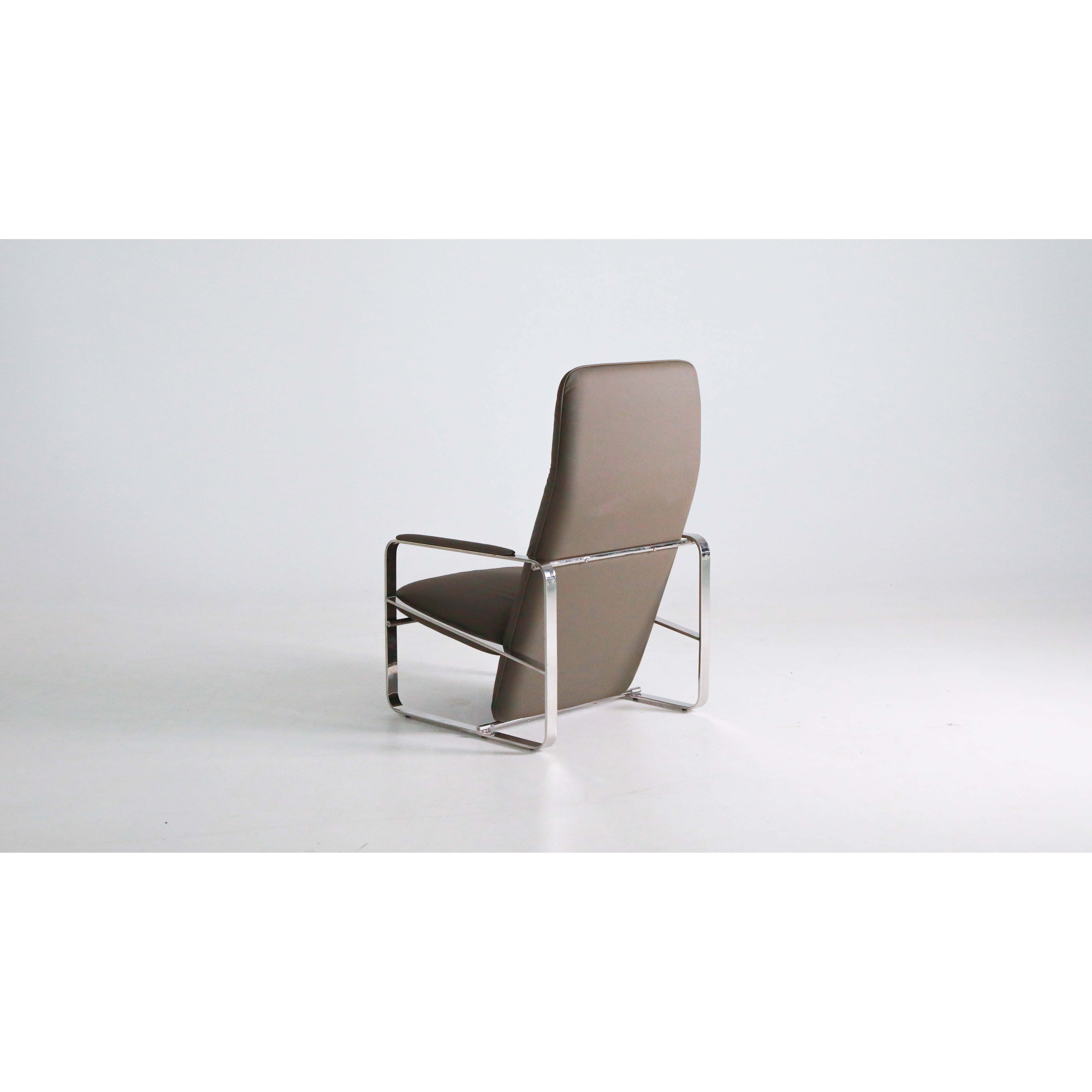 MOTIF - Lounge Chair