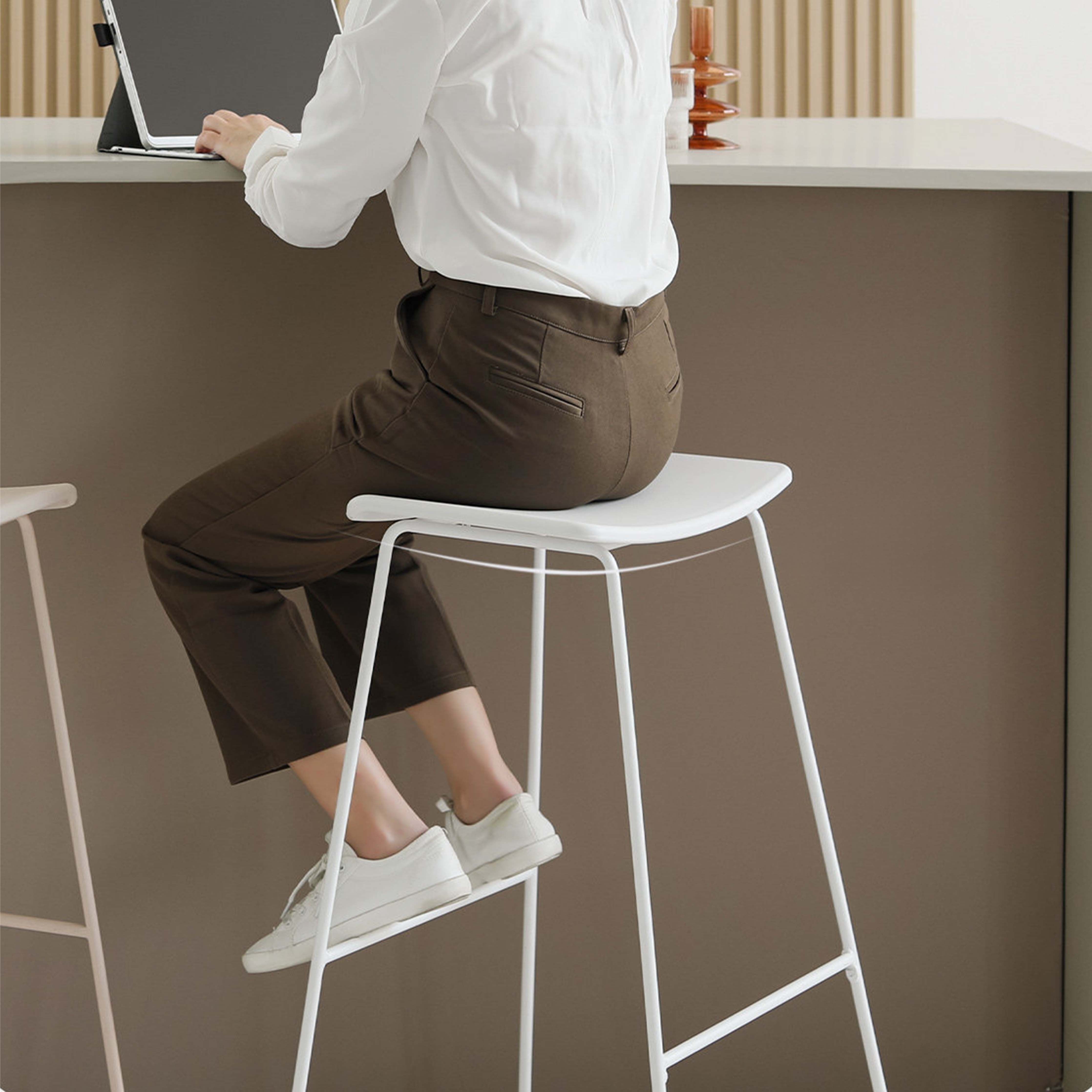 5.0 Stool - Bar Chair