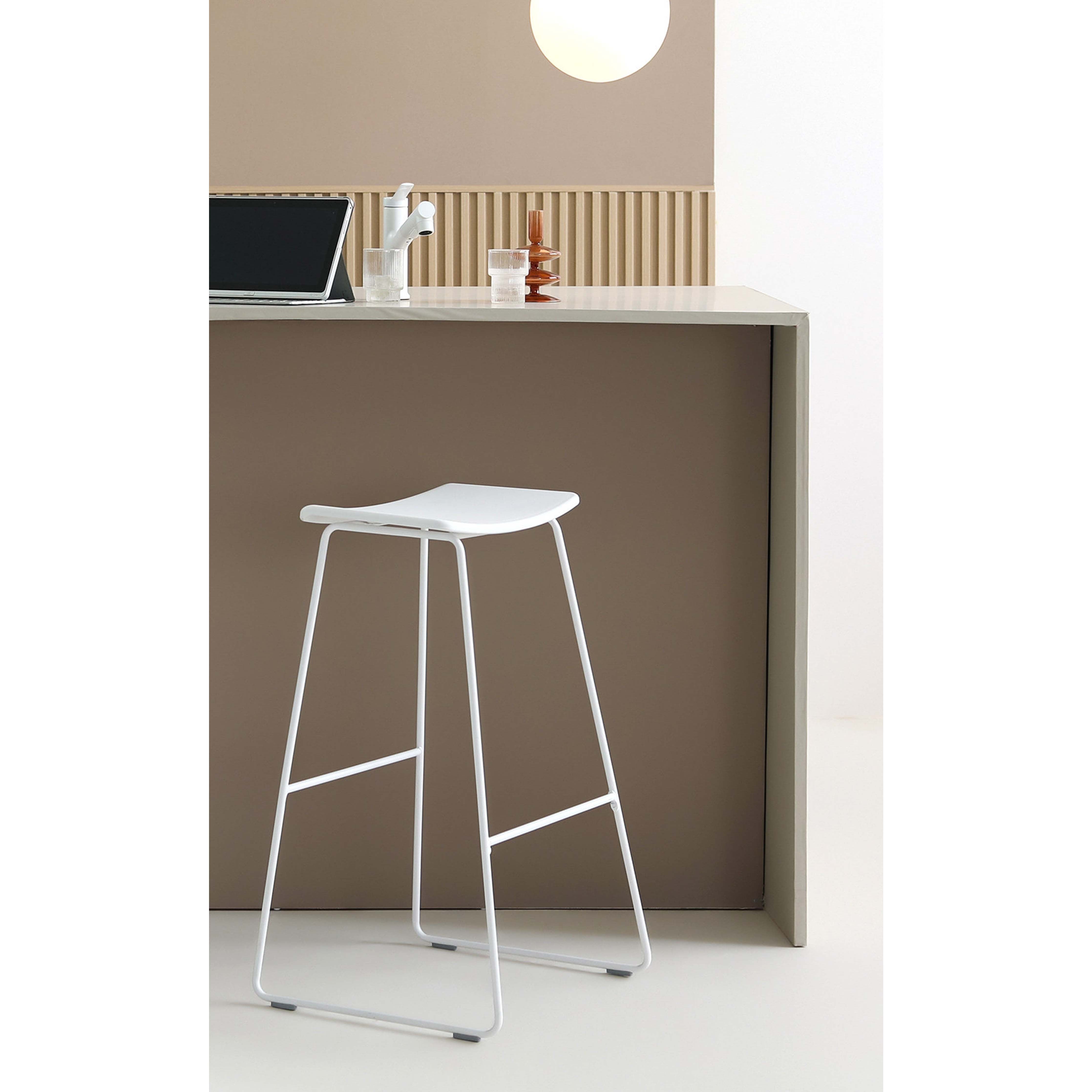 5.0 Stool - Bar Chair