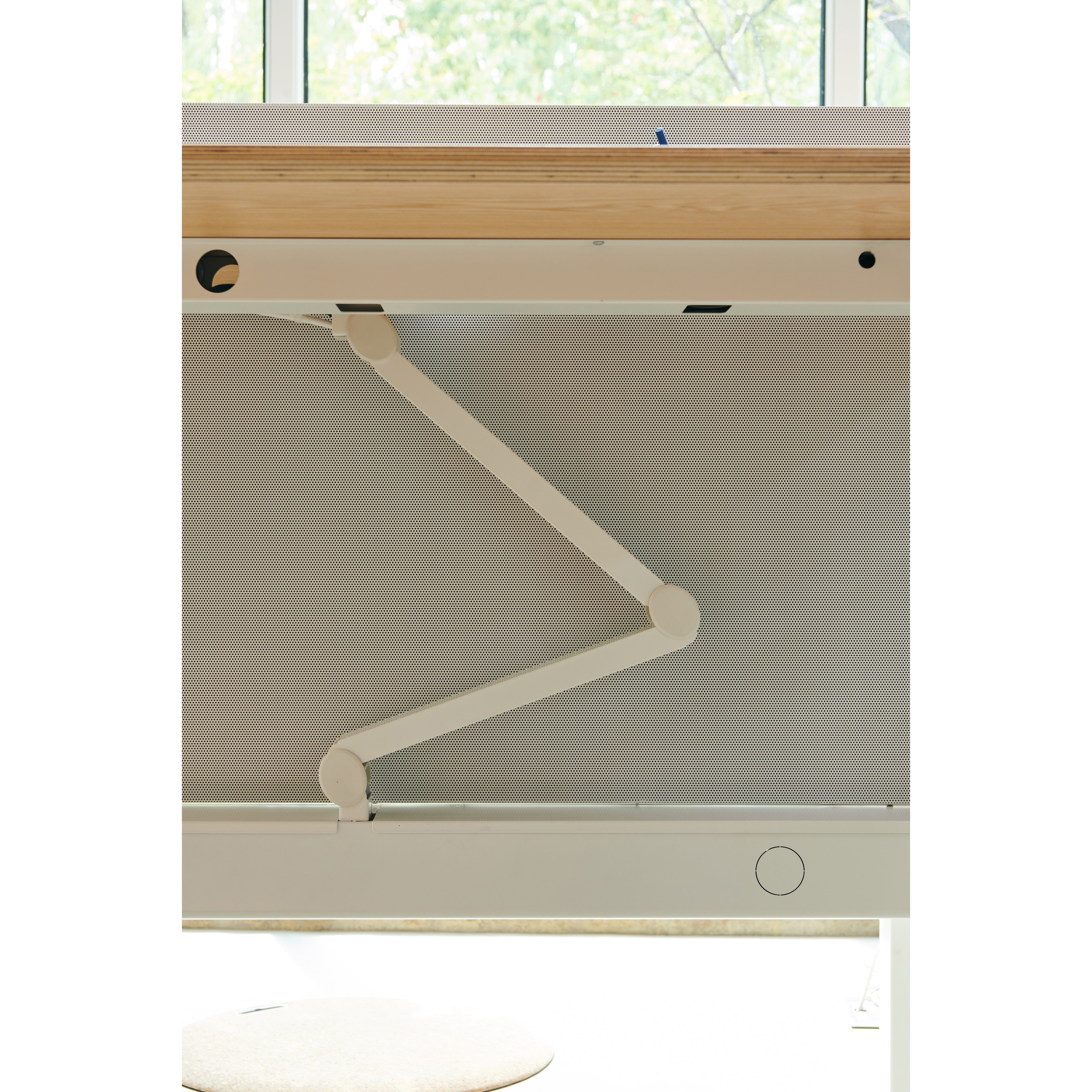 MANEXA - Height Adjustable Table