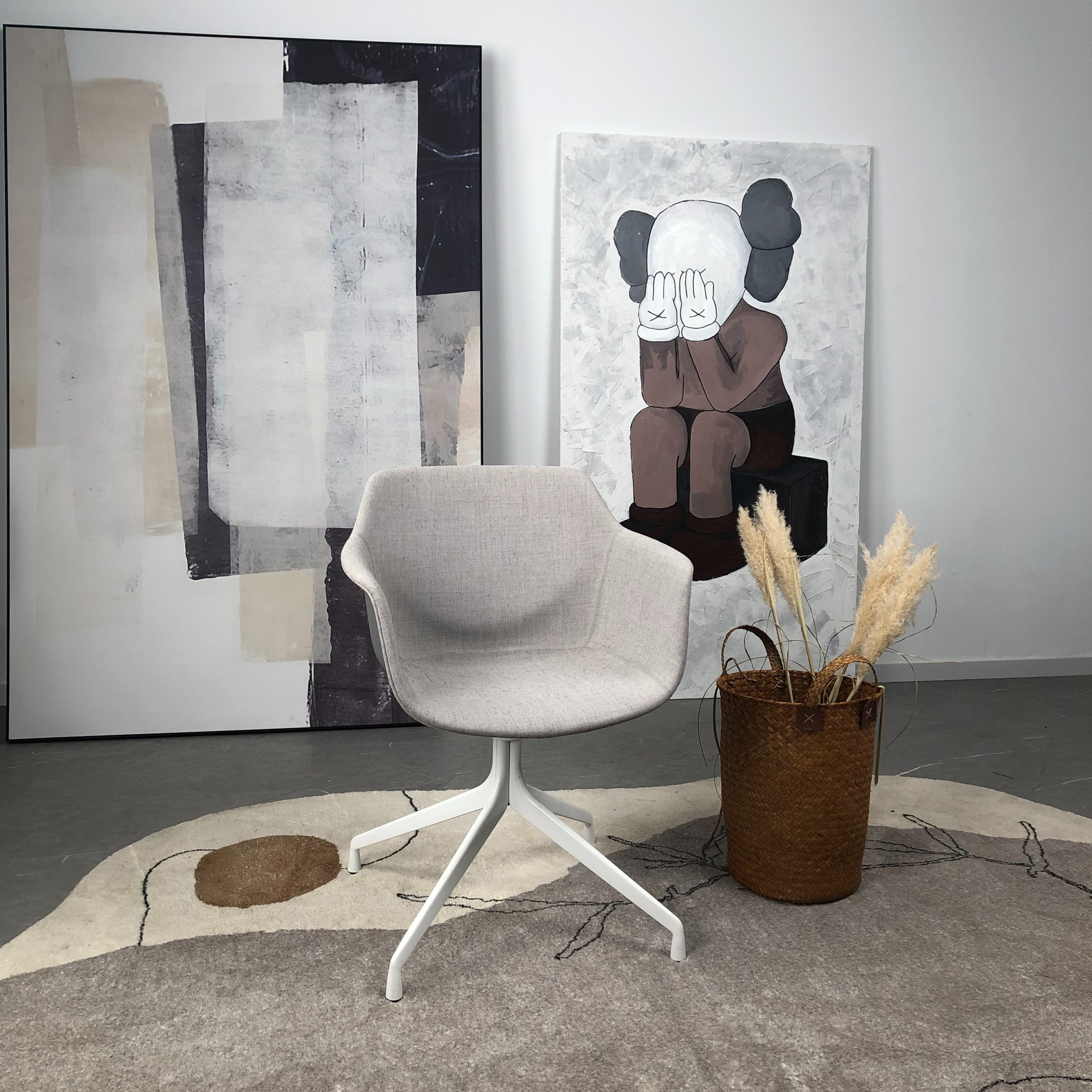 Moon - Office Chair with Armrest