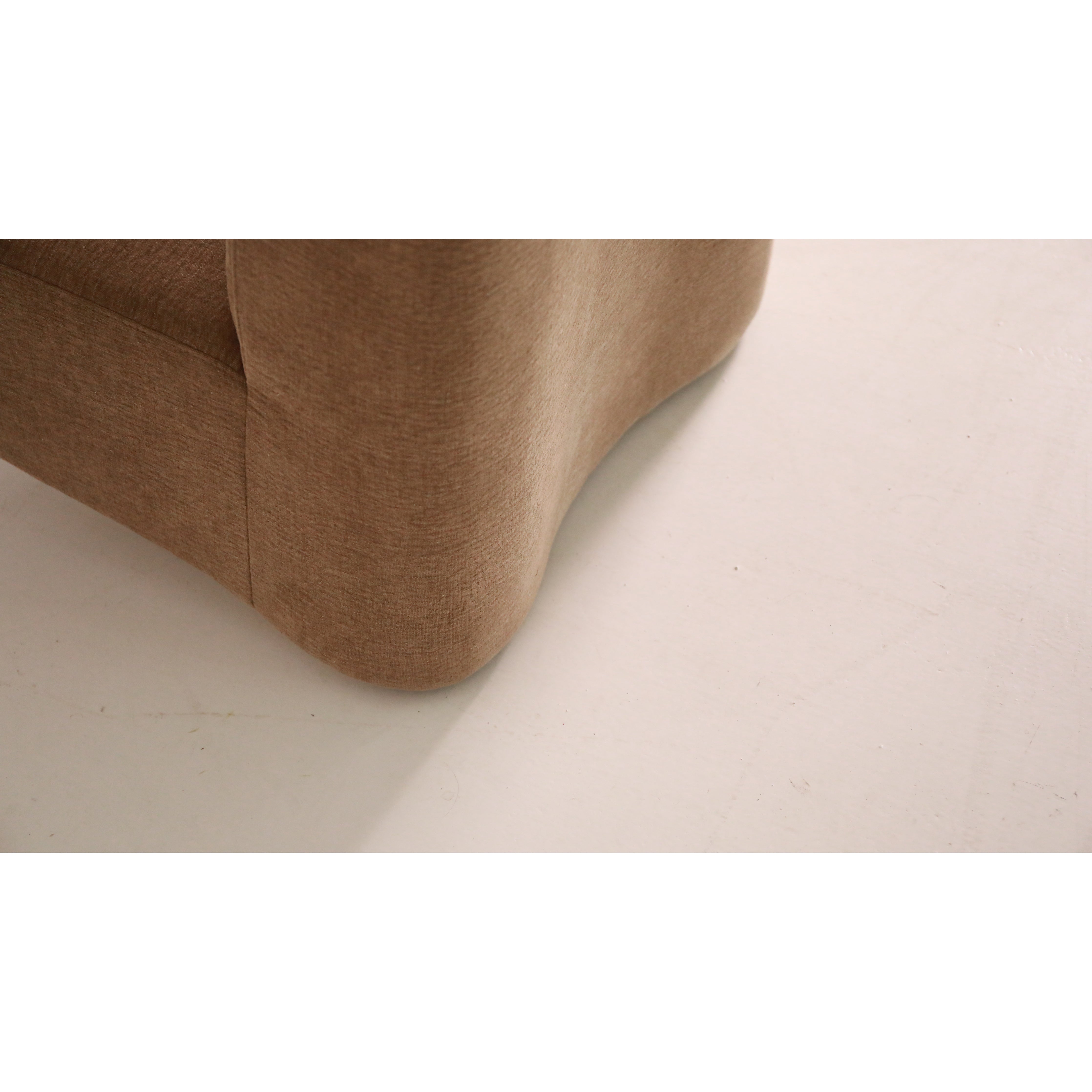 Ovee - Lounge Chair