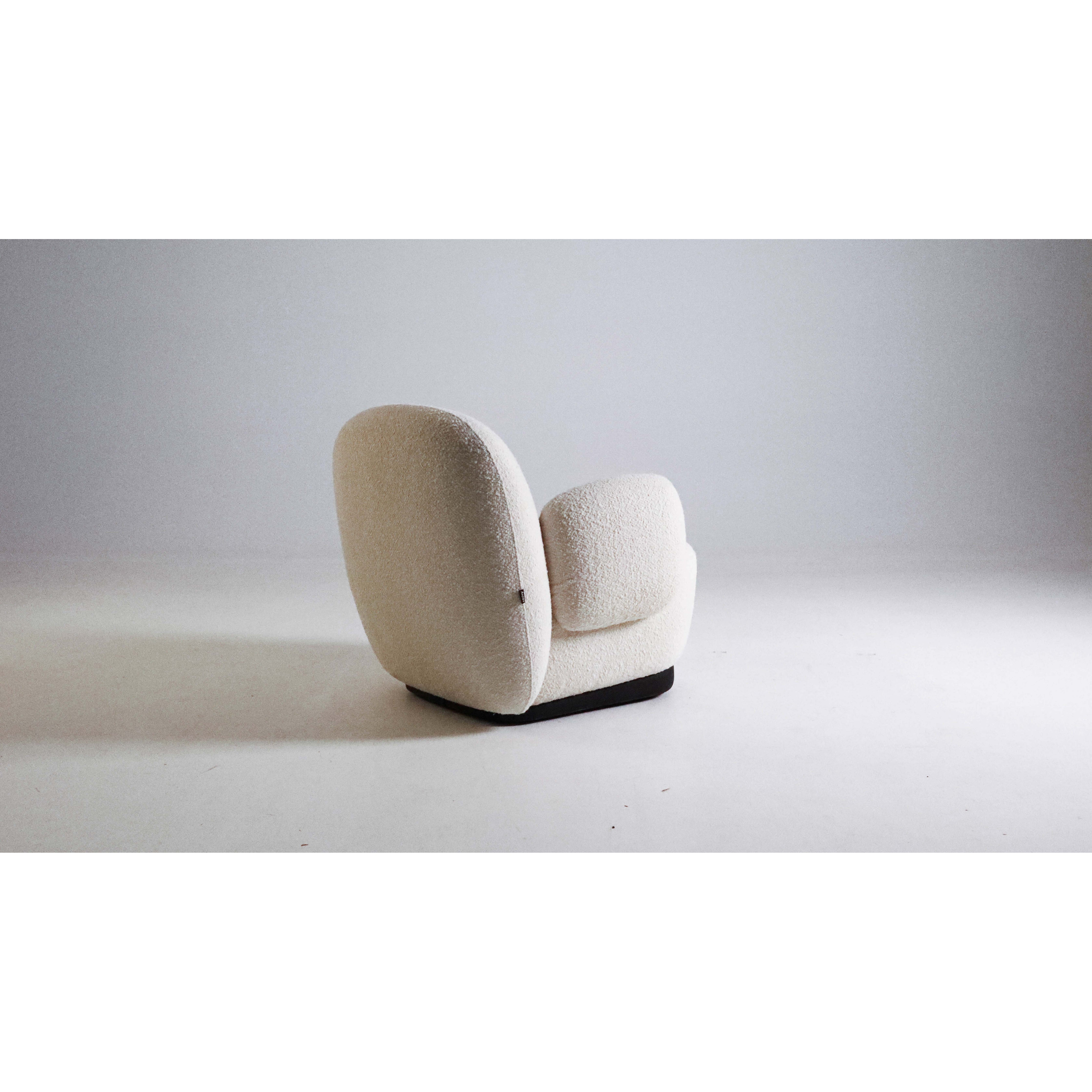 Petra - Lounge Chair