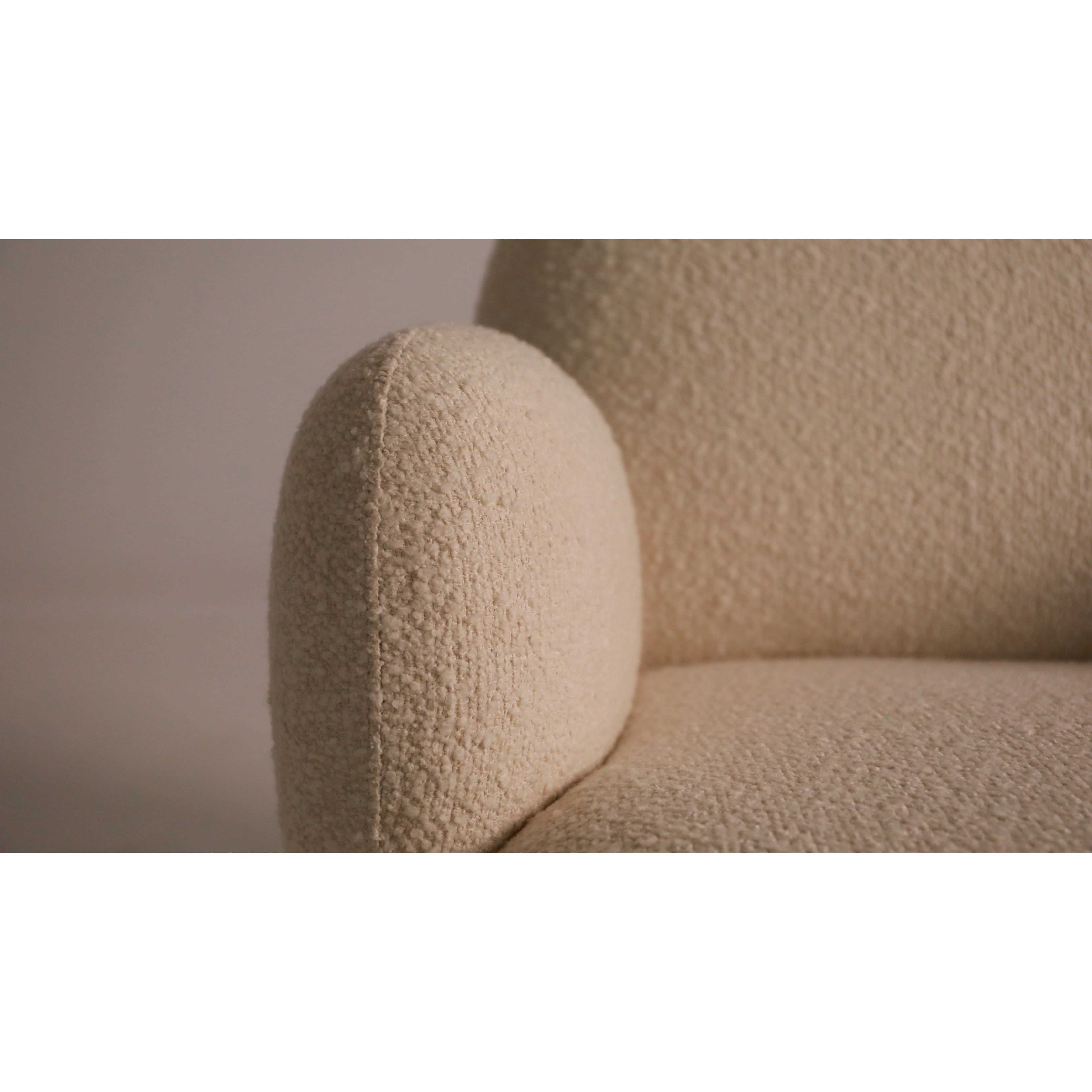Petra - Lounge Chair
