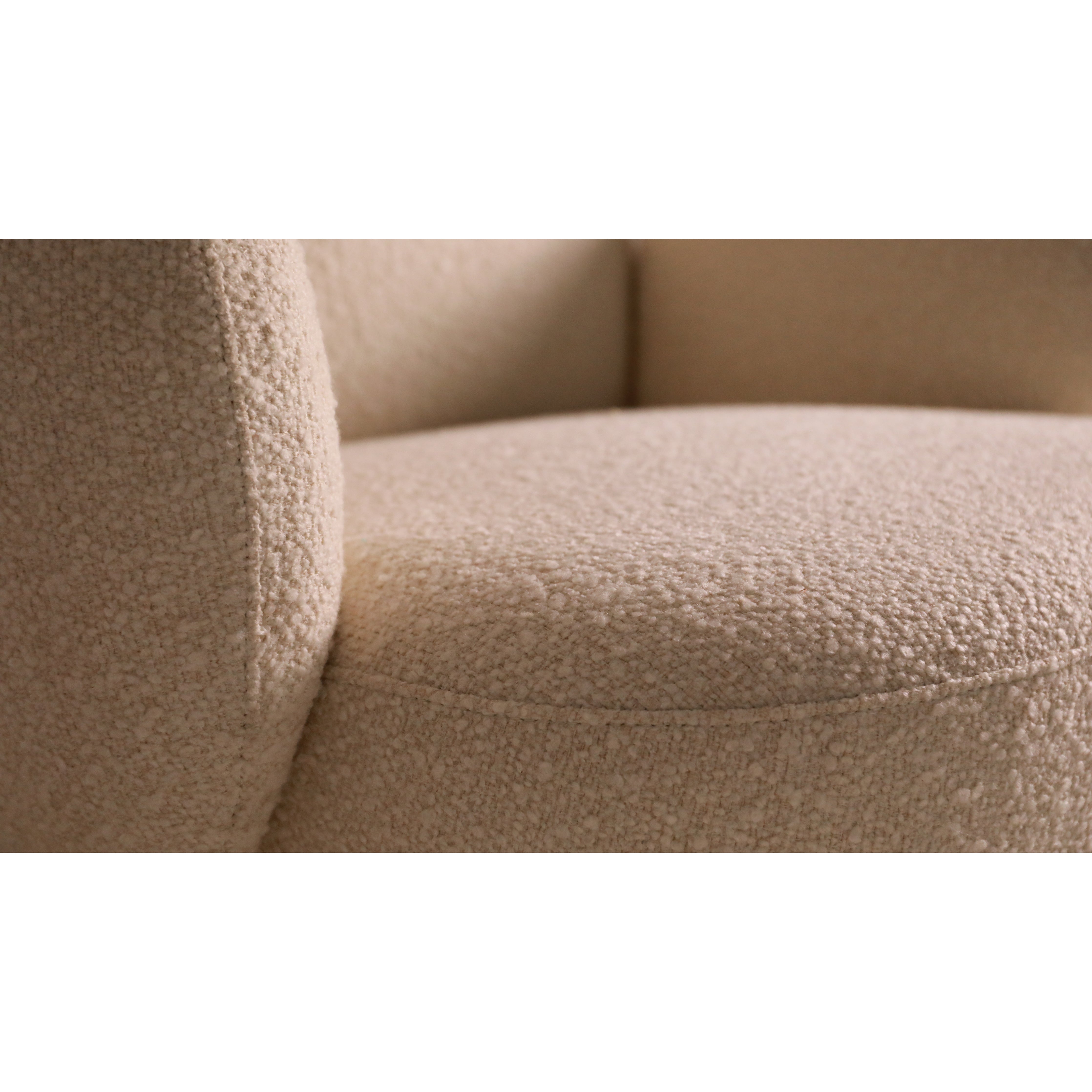 Petra - Lounge Chair