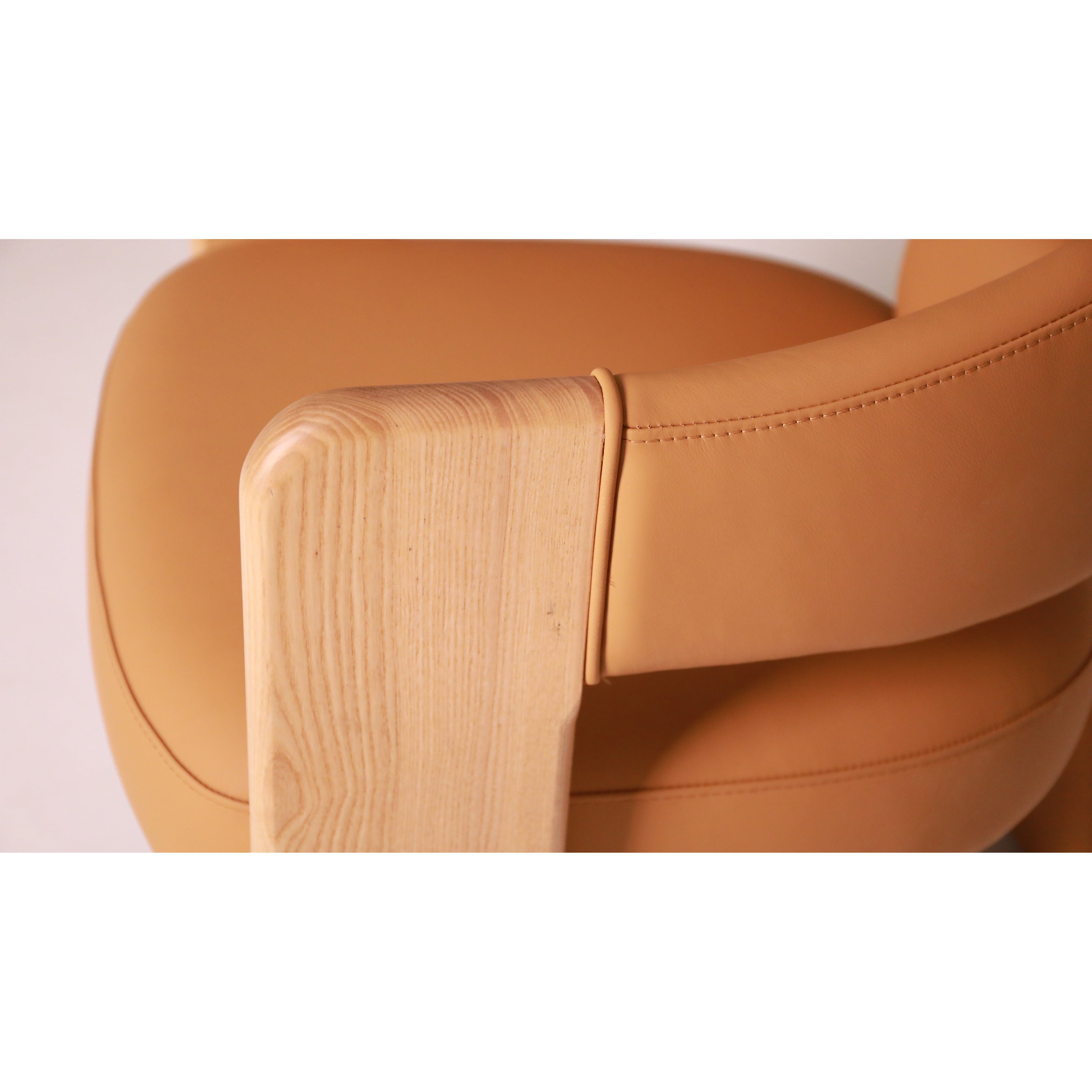 Flick - Lounge Chair