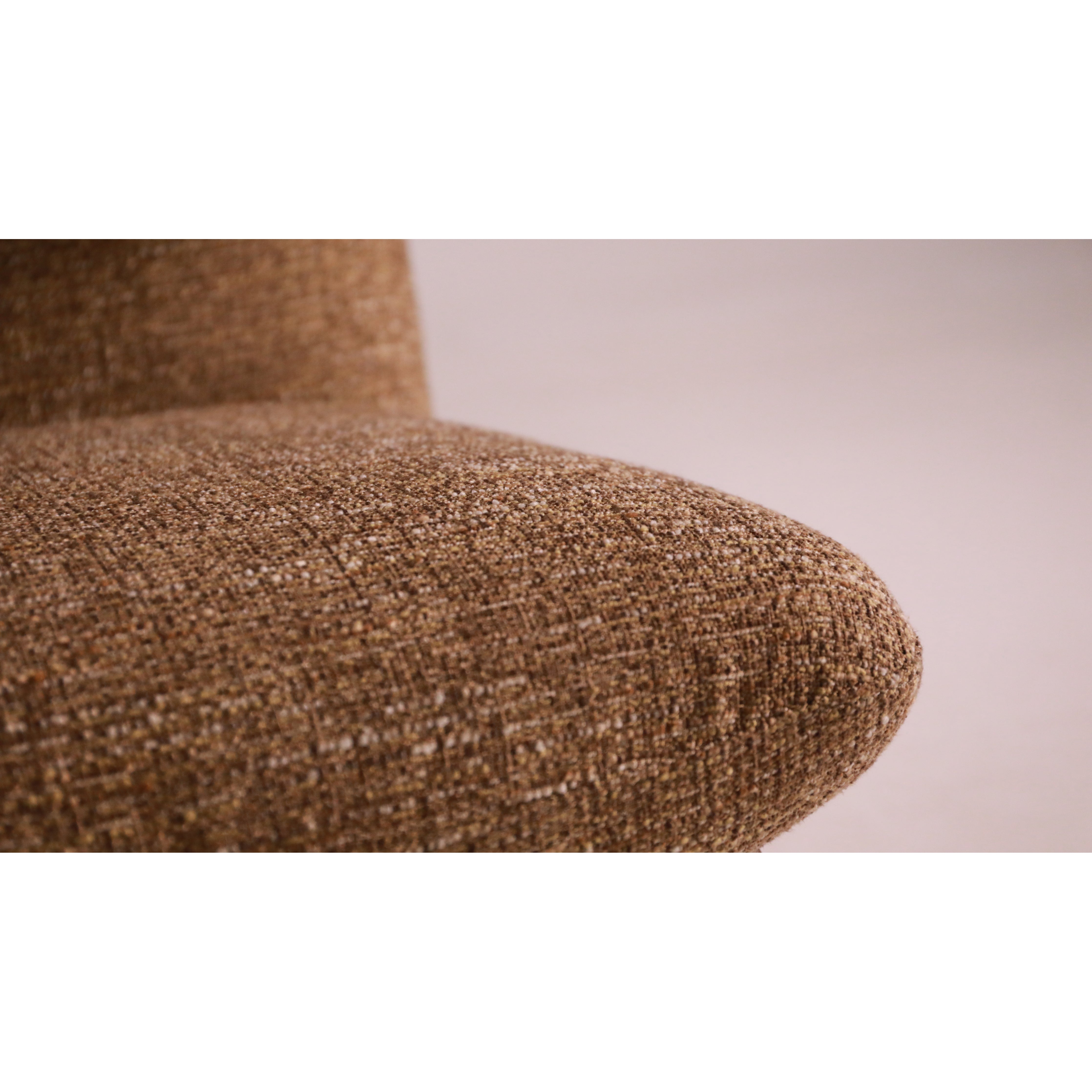 Vesi- Lounge Chair