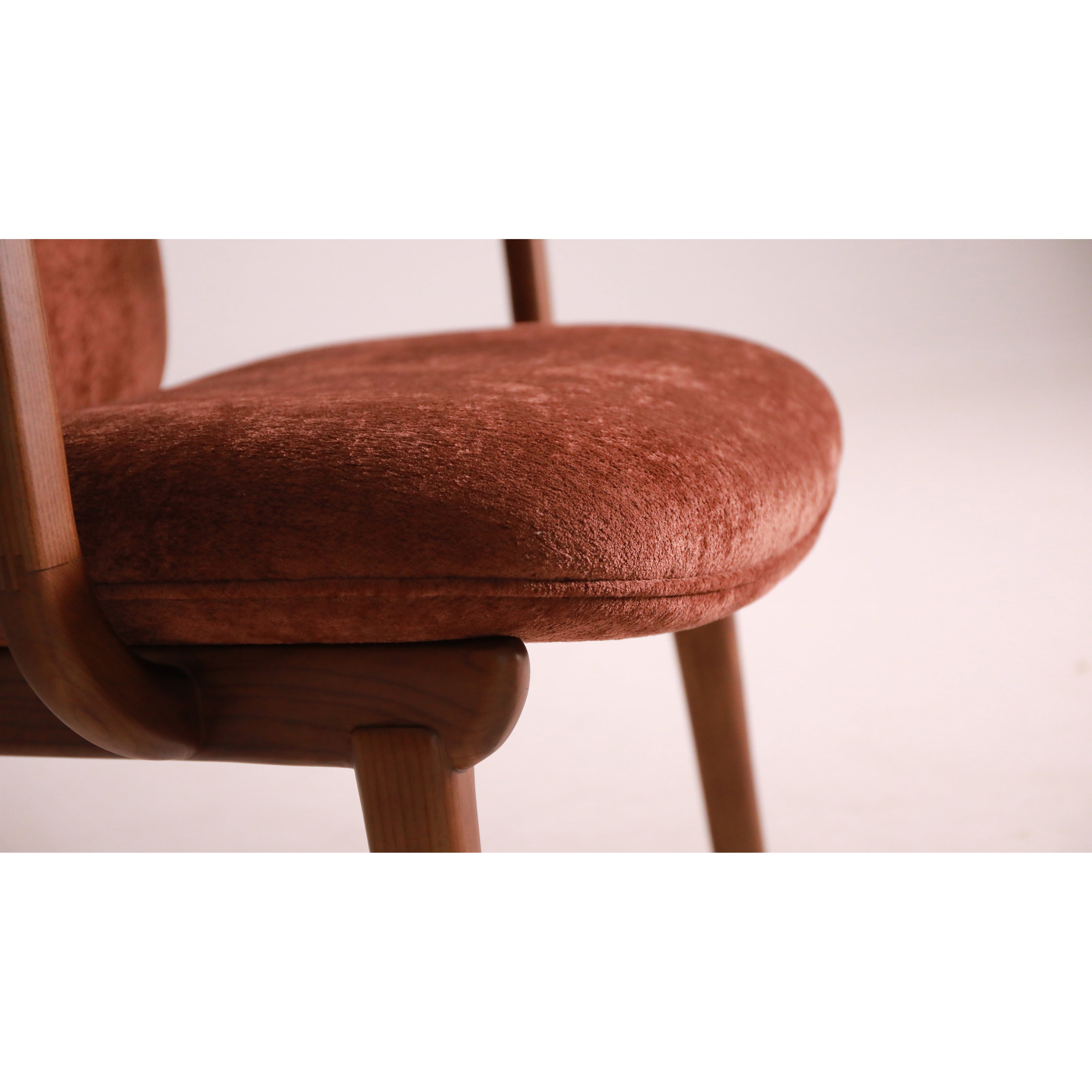 Fawn- Lounge Chair