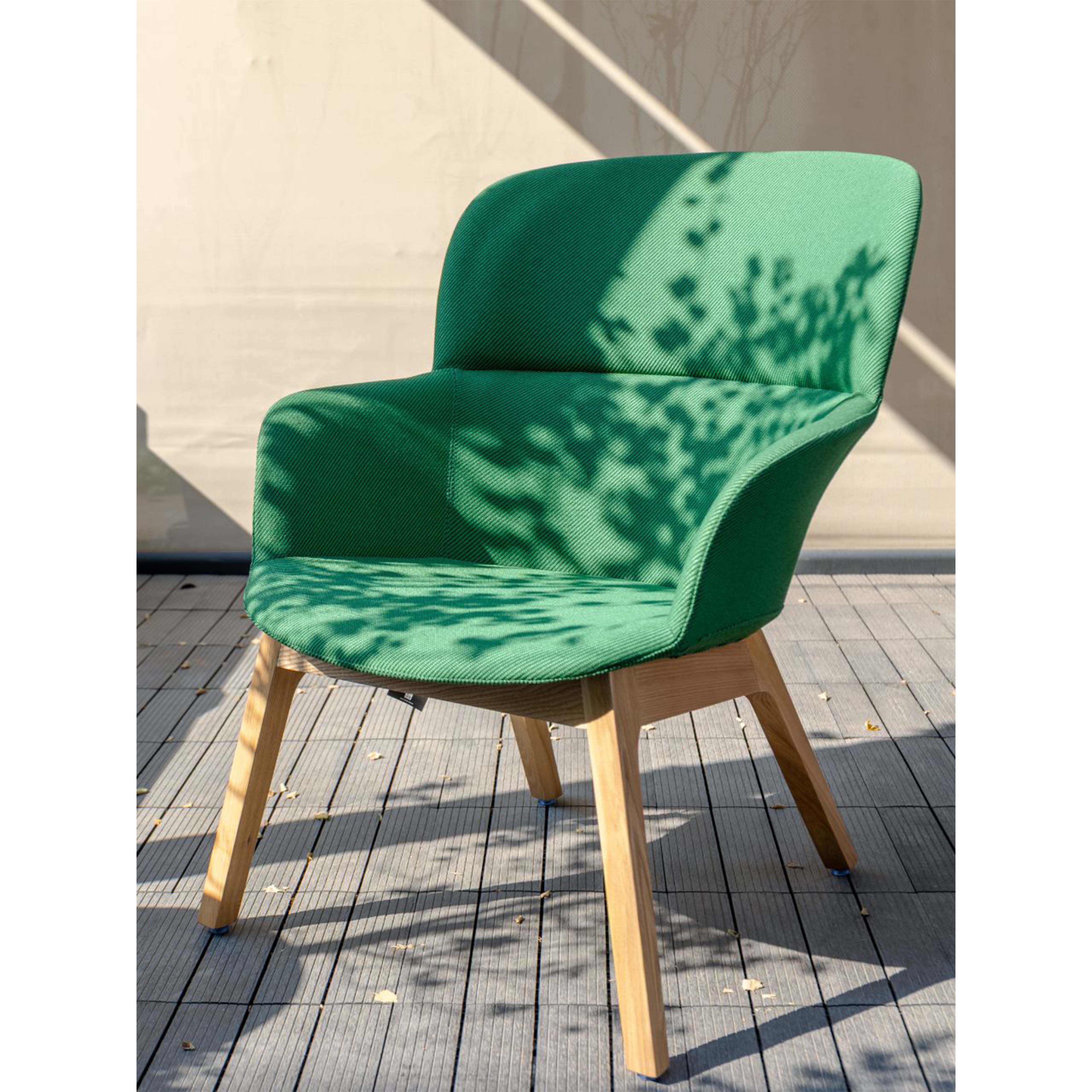 Petal - Lounge Chair III (Highback)