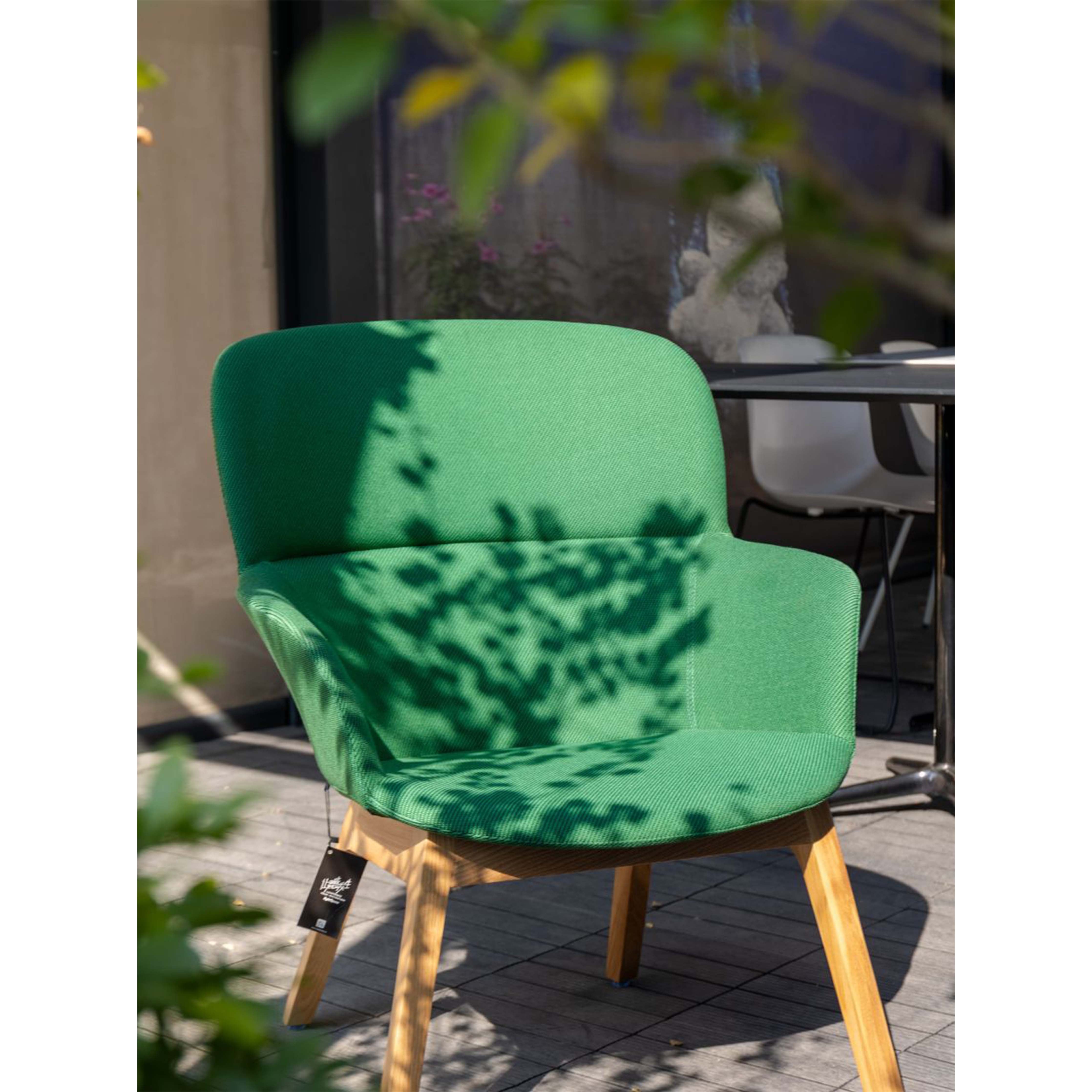 Petal - Lounge Chair III (Highback)