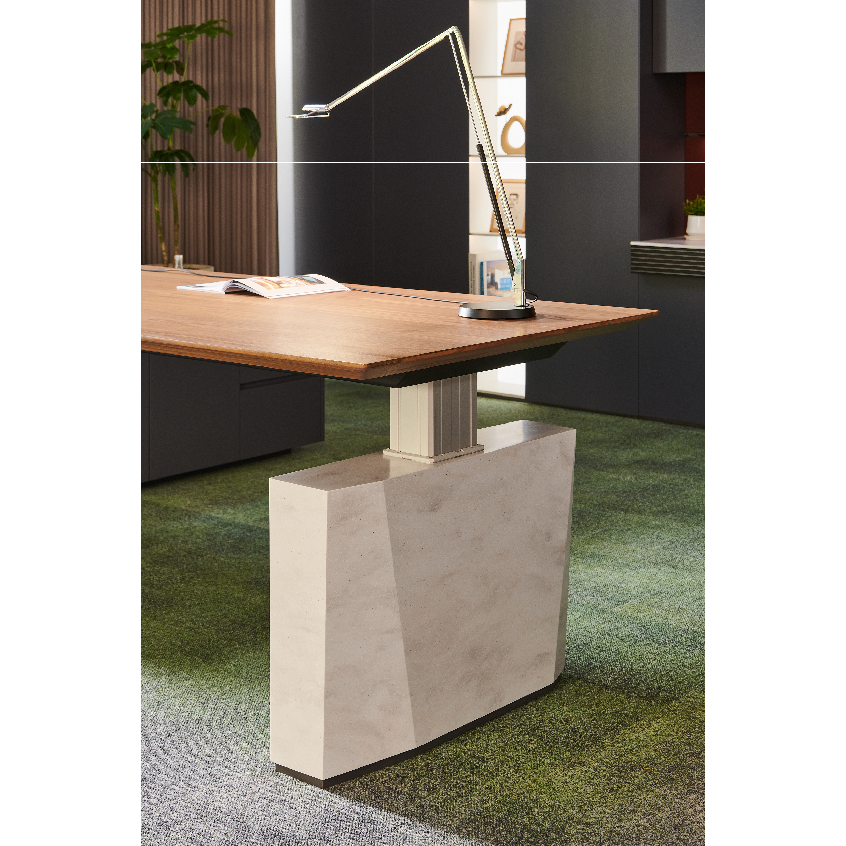 DENVI - Height Adjustable Executive Table