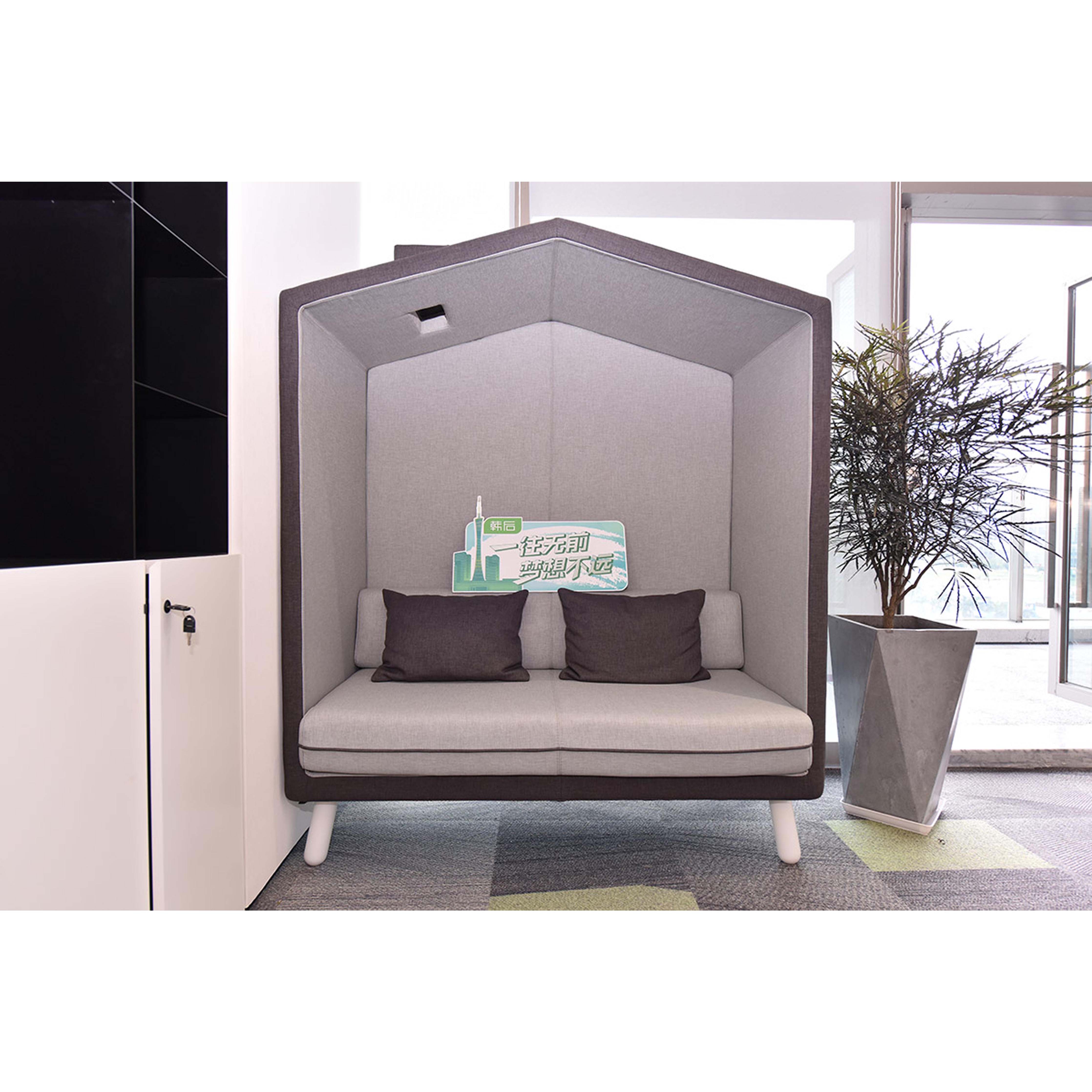 House - 2 Seater (Cliff Award Winner)