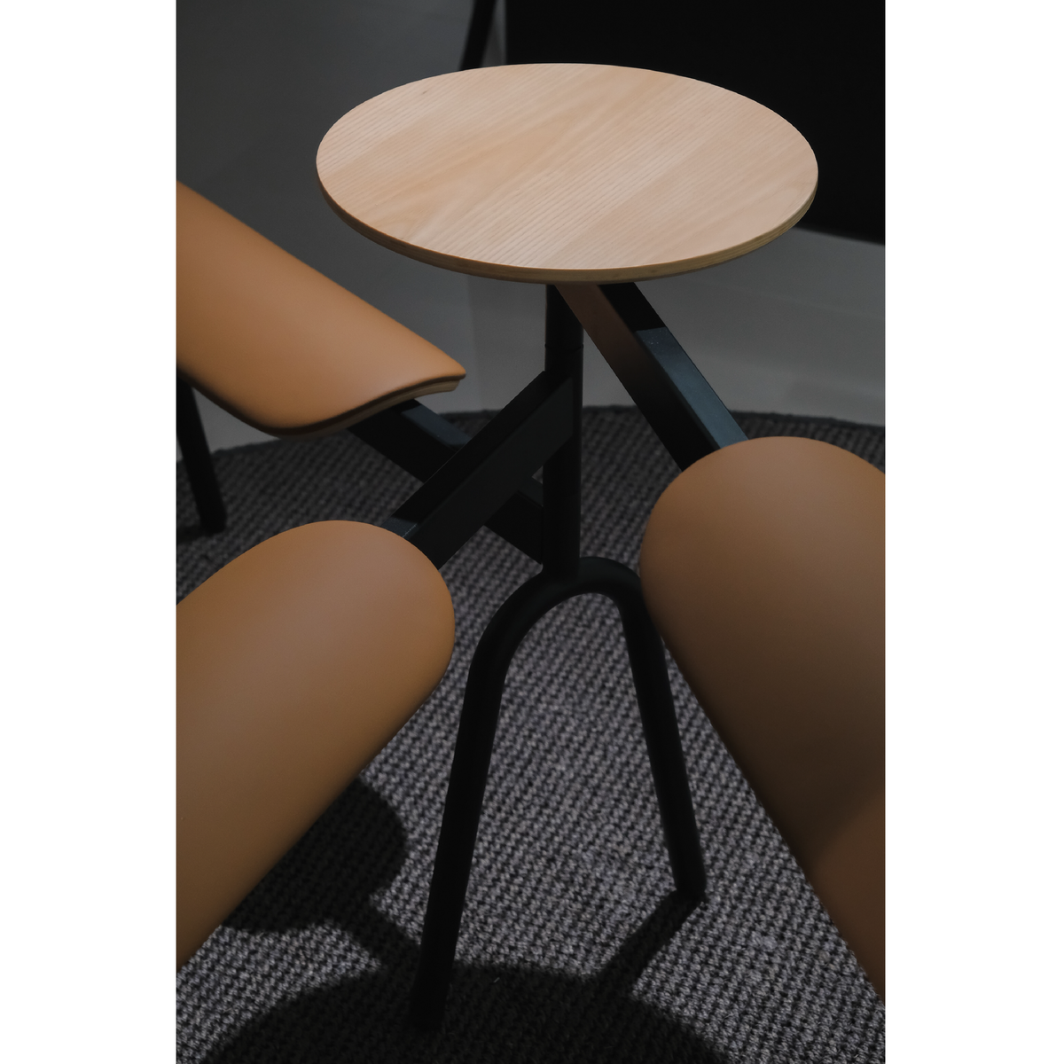 Chocolate - Bar Stool (Rotatable)