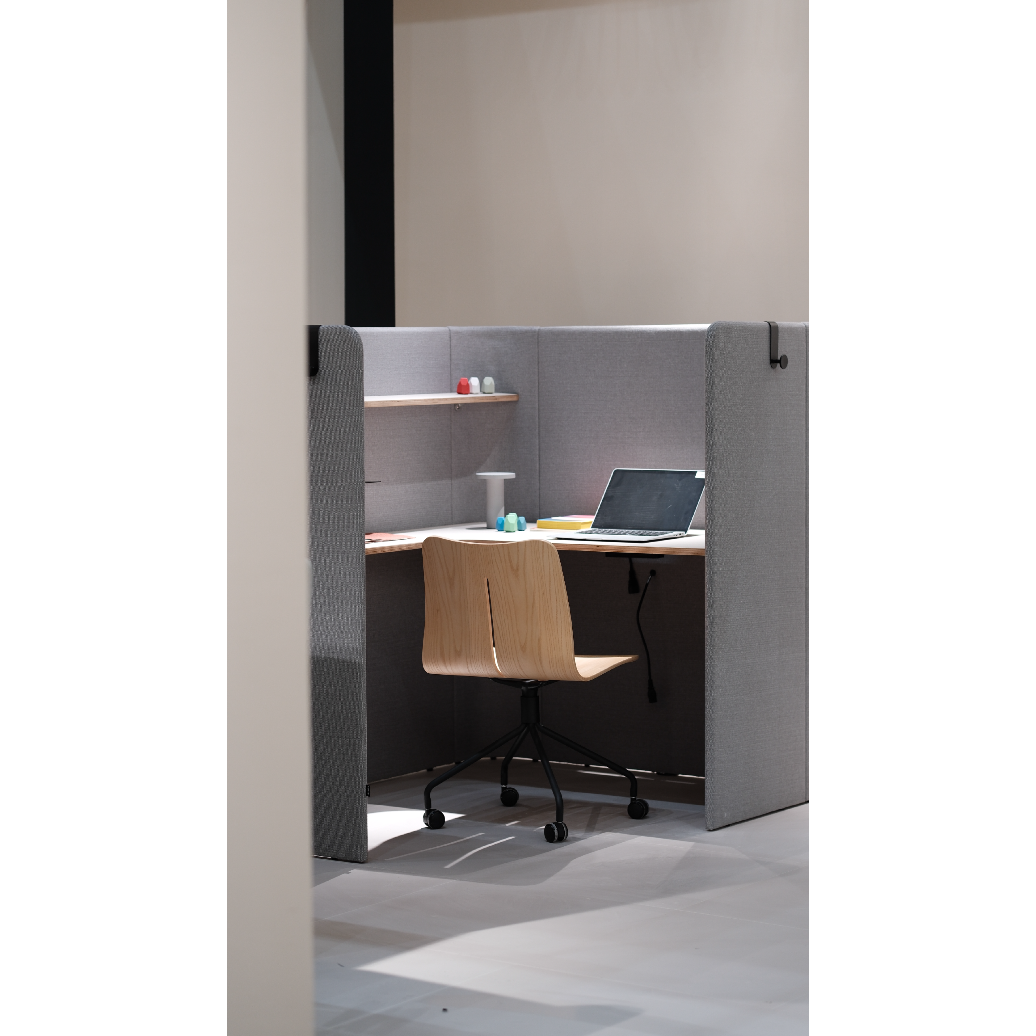 Chocolate - Privacy Pod