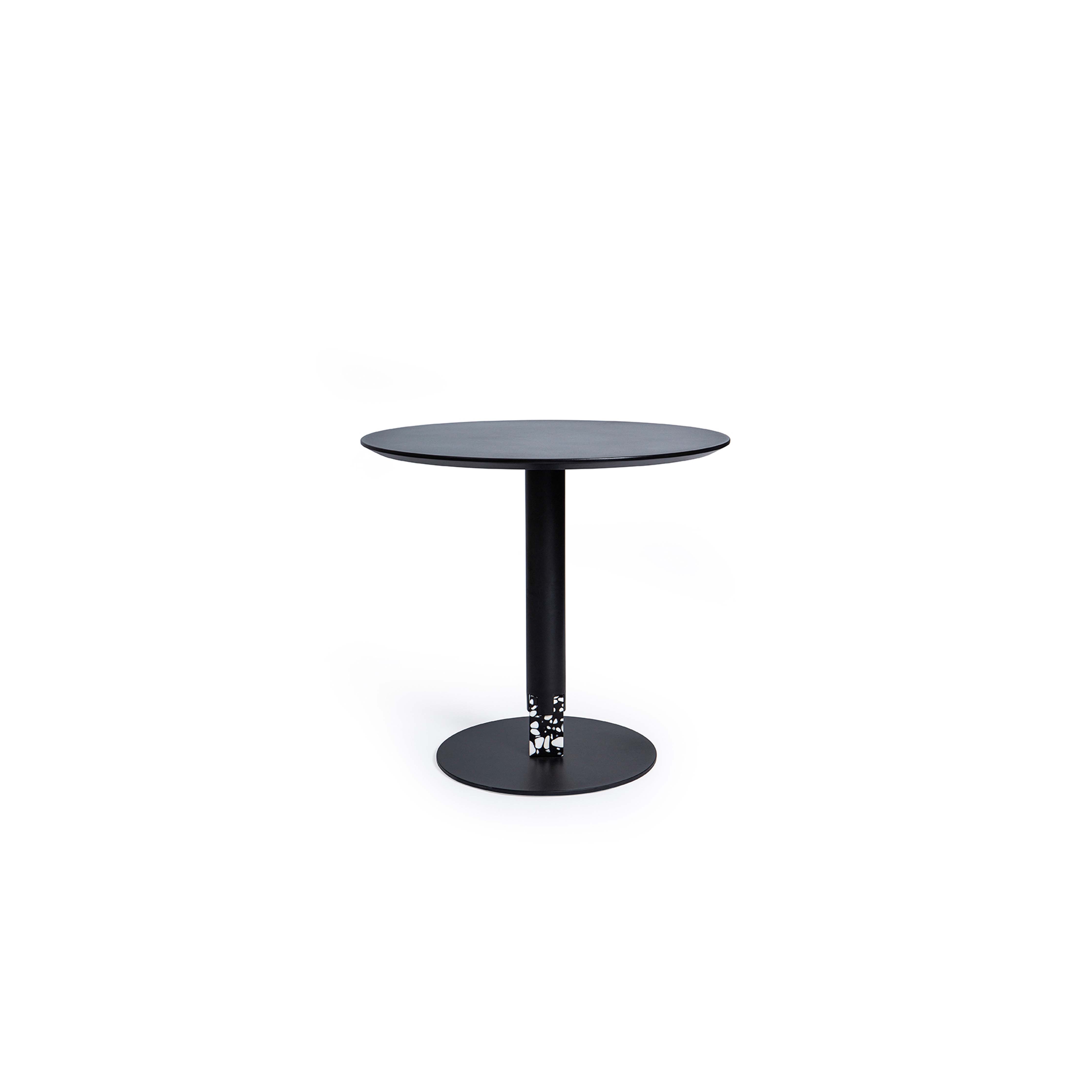 Merge - Round Dining Table