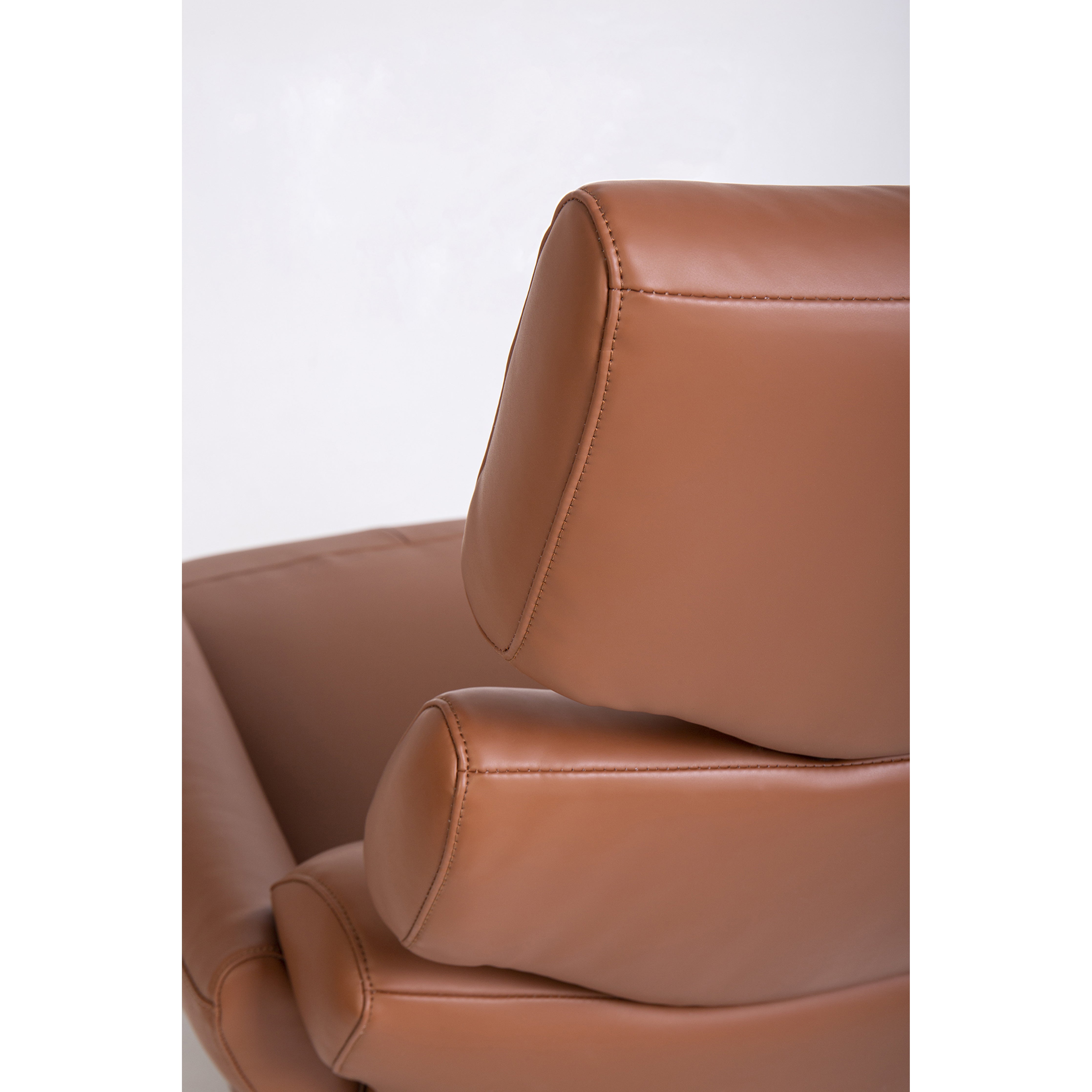 Basjoo - Lounge Chair