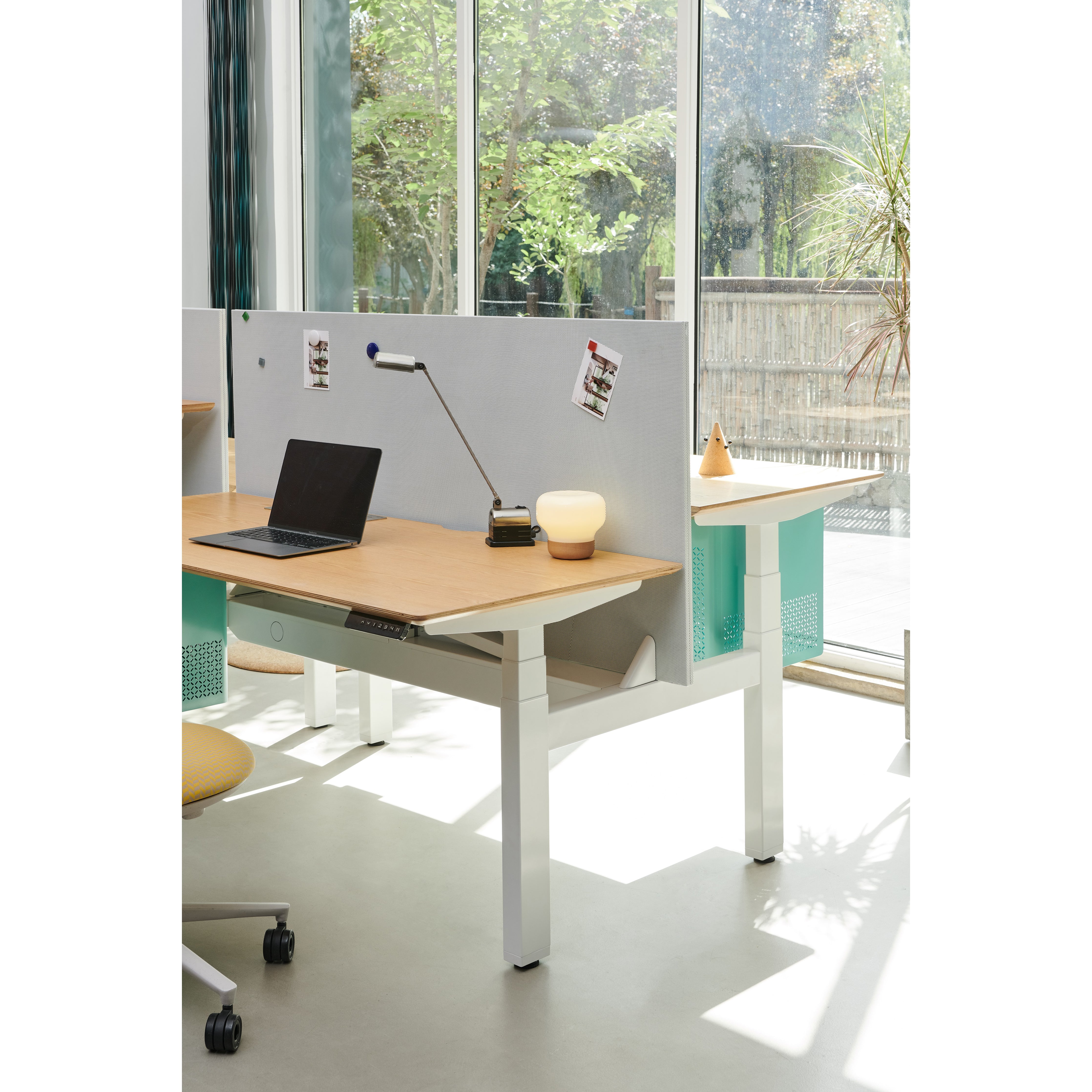 MANEXA - Height Adjustable Table