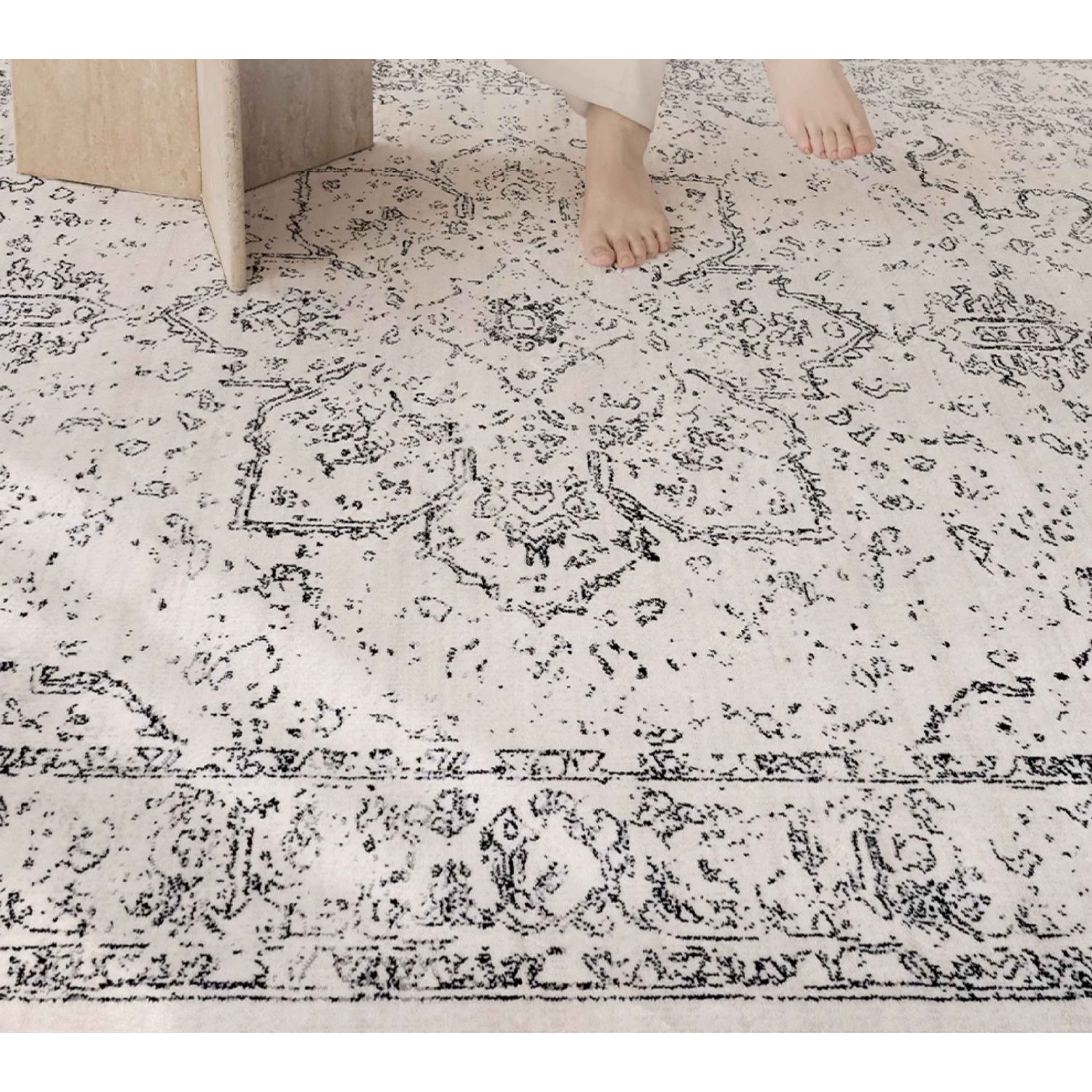 Rug272
