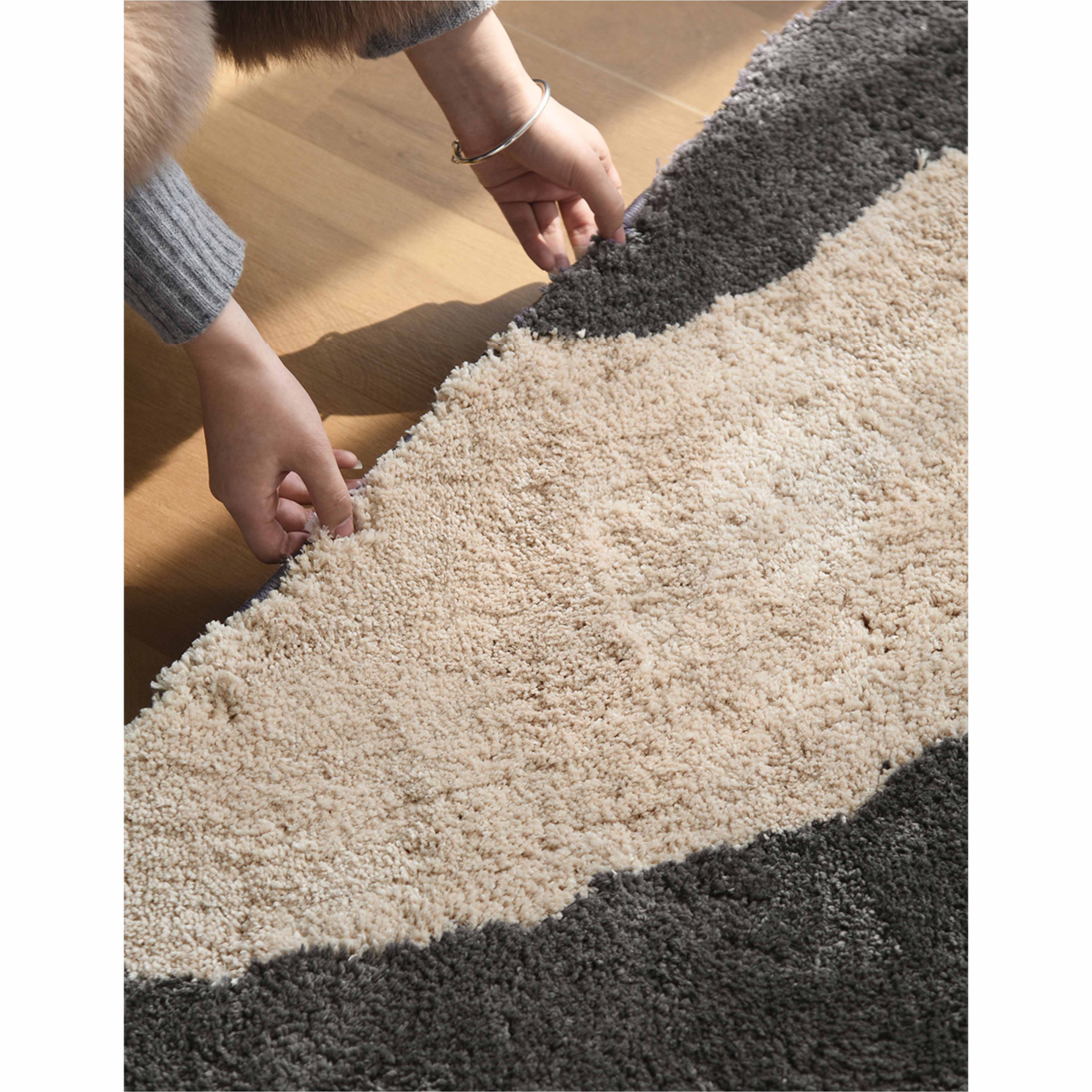 Rug135