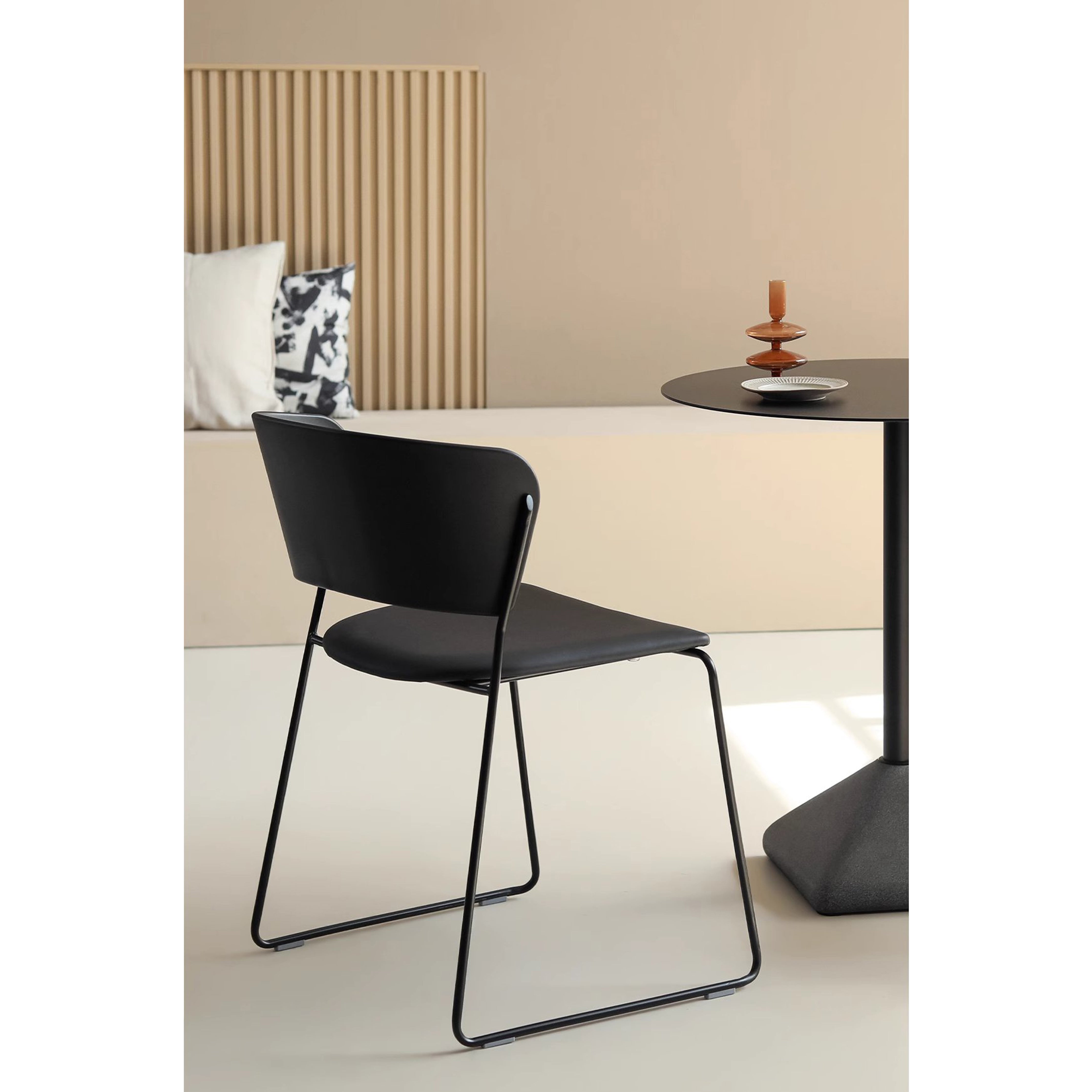 4.0 - Dining Chair (PP)