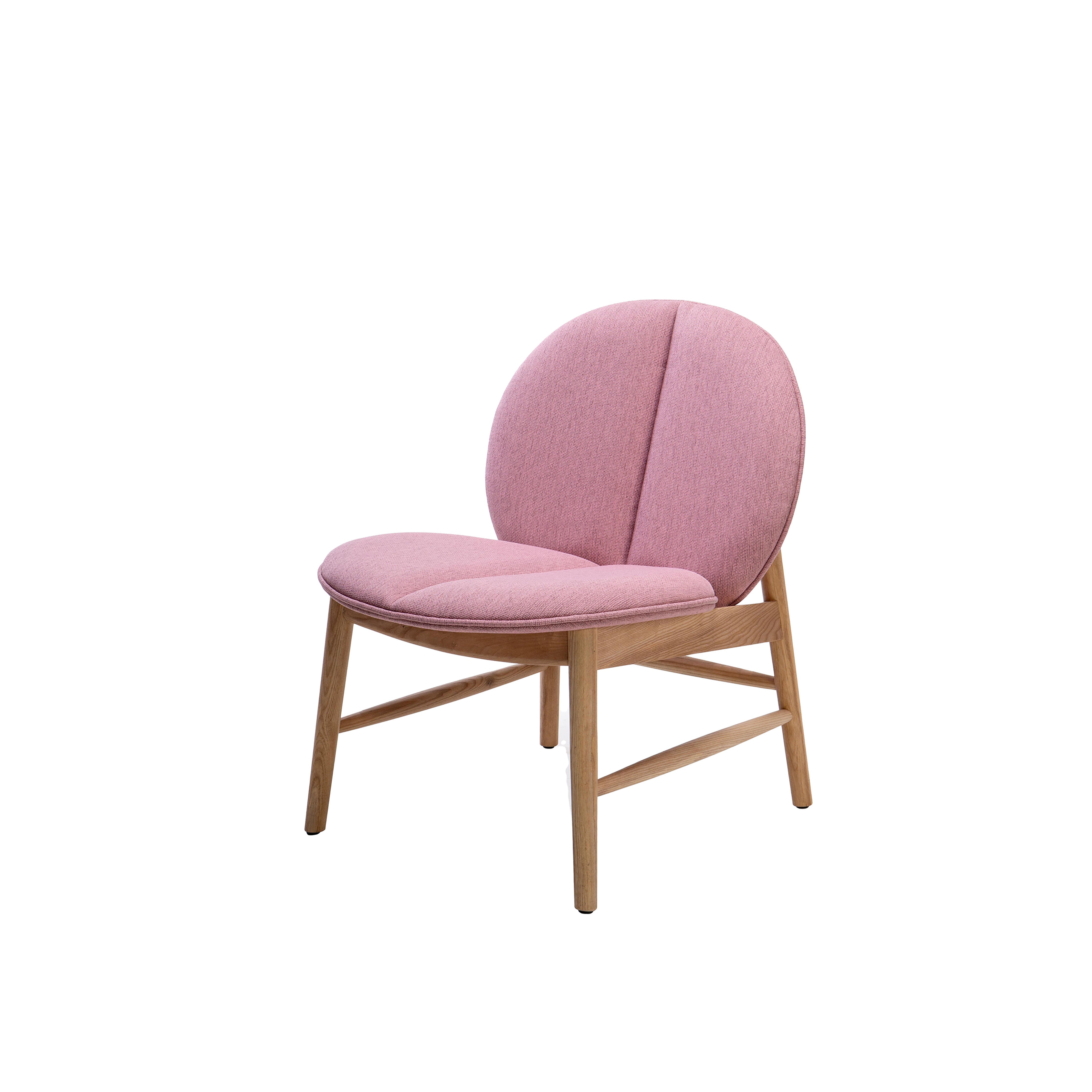 Peach - Lounge Chair