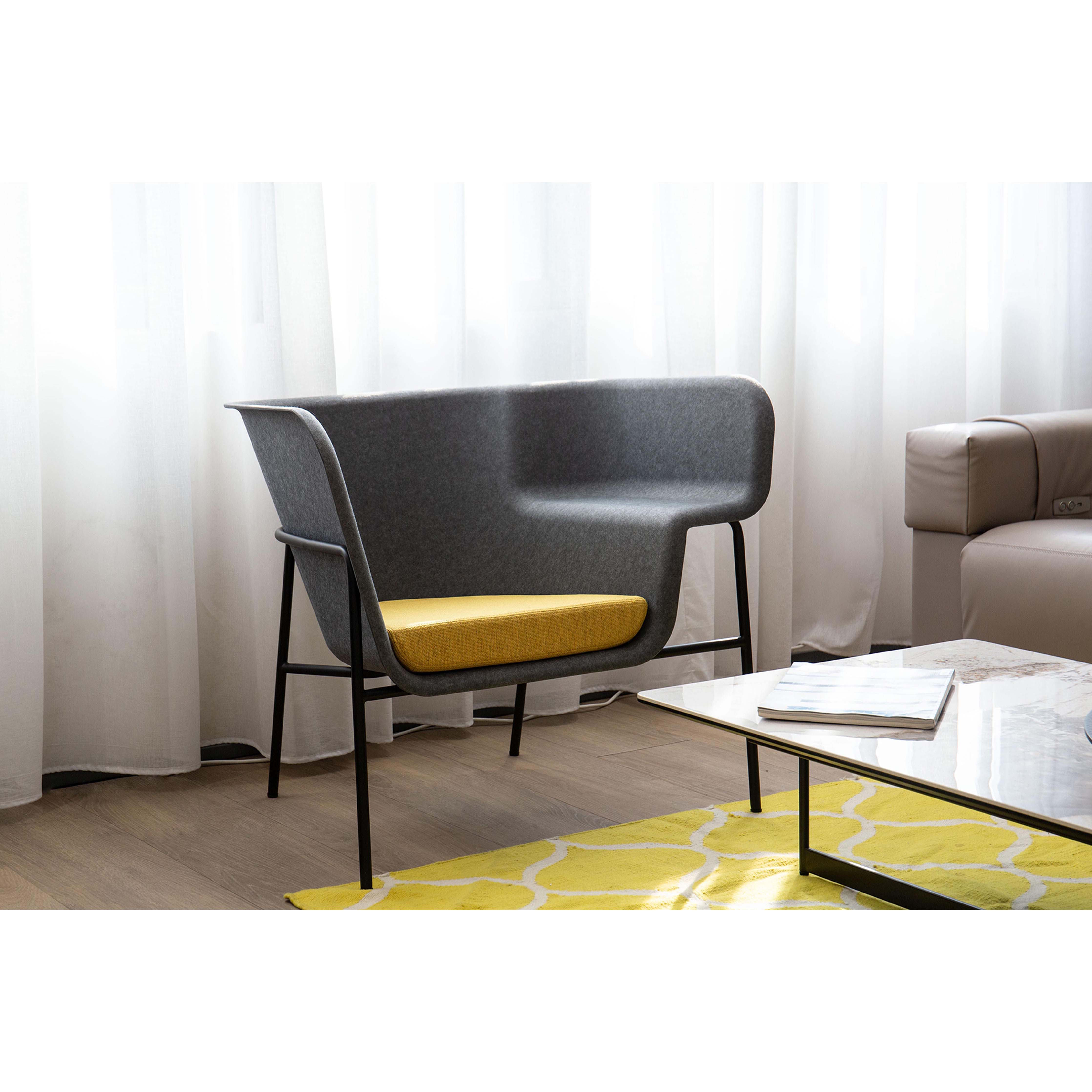 Surround - Lounge Chair