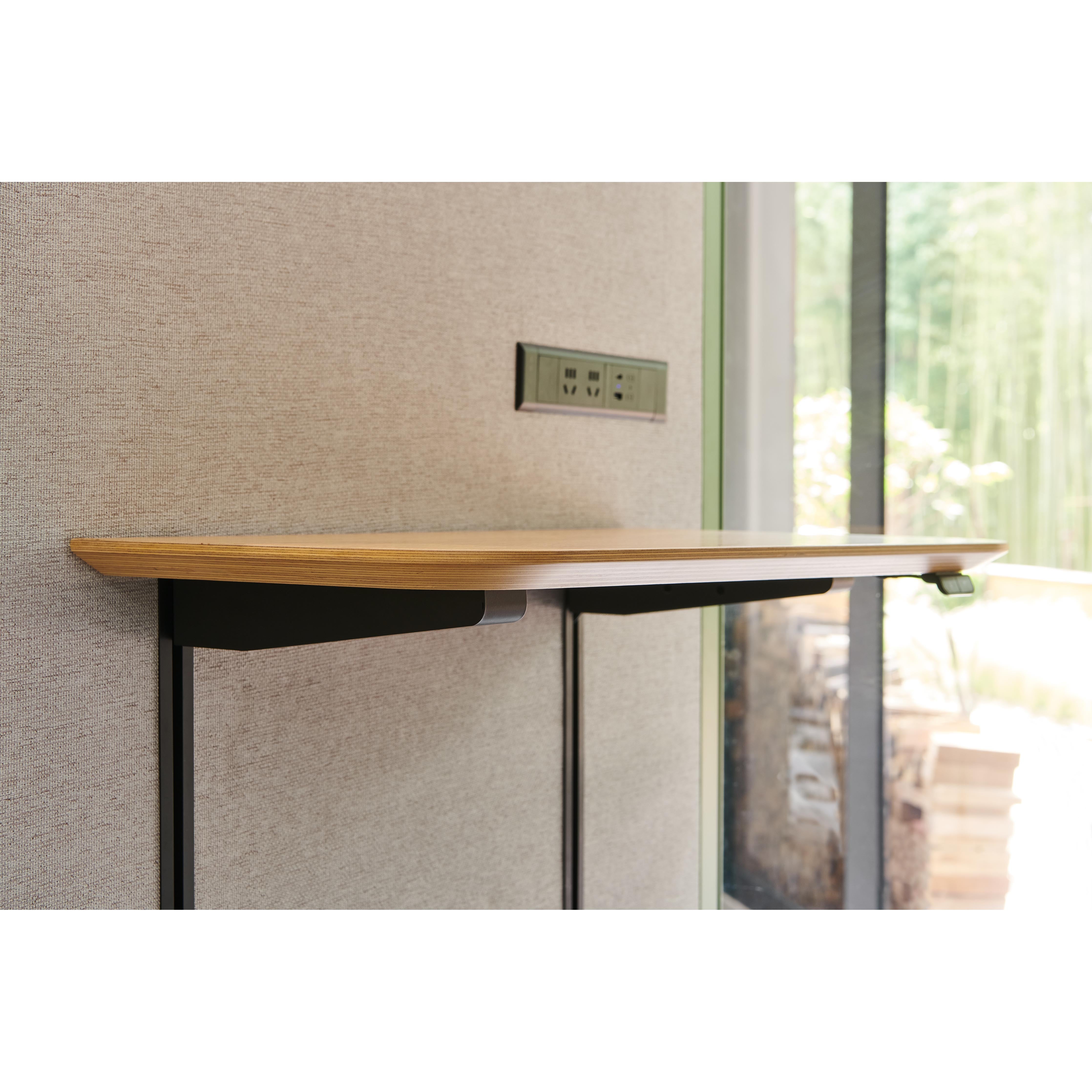 PISTRO - Telephone Booth