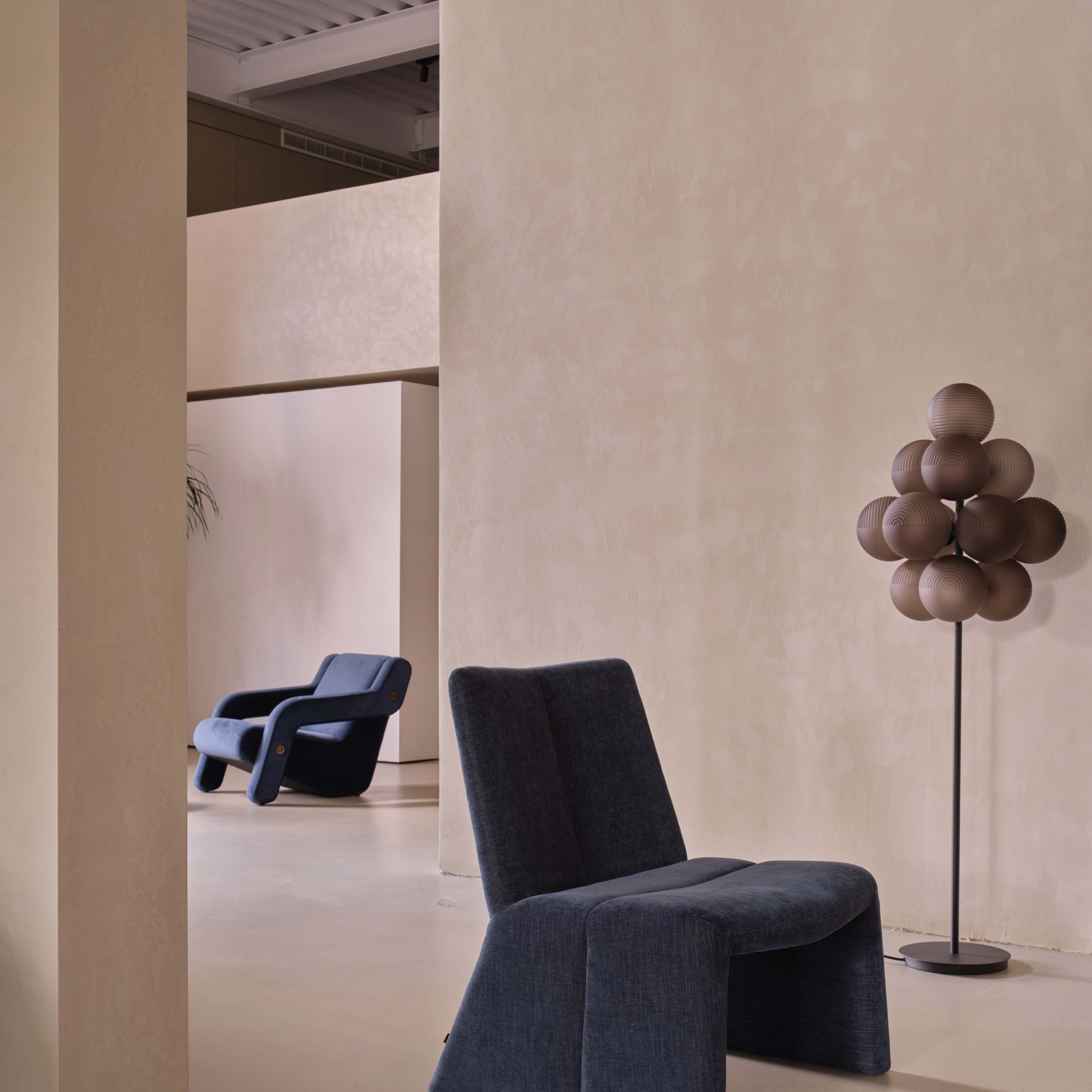 Puppet - Lounge Chair