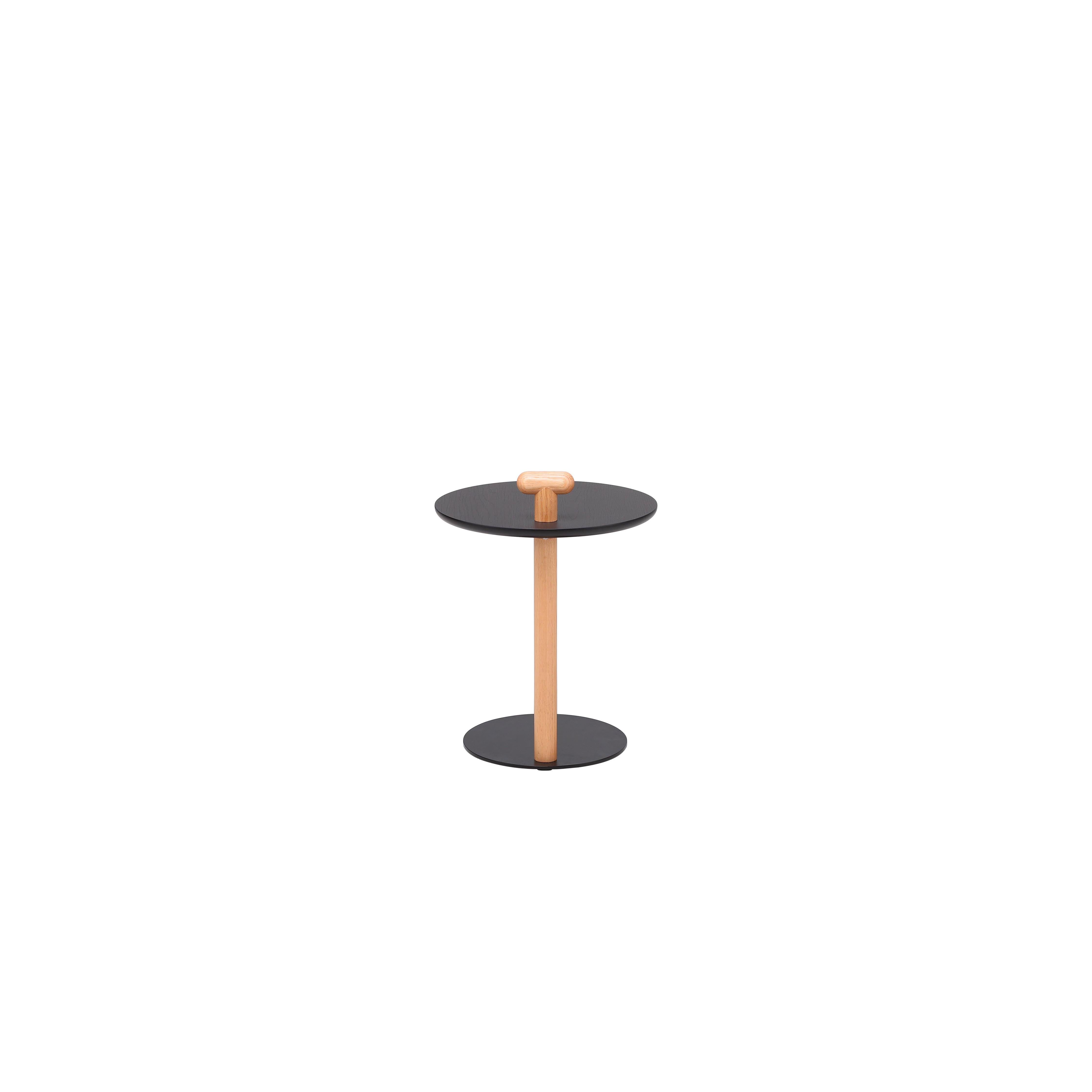 TB36 - Side Table