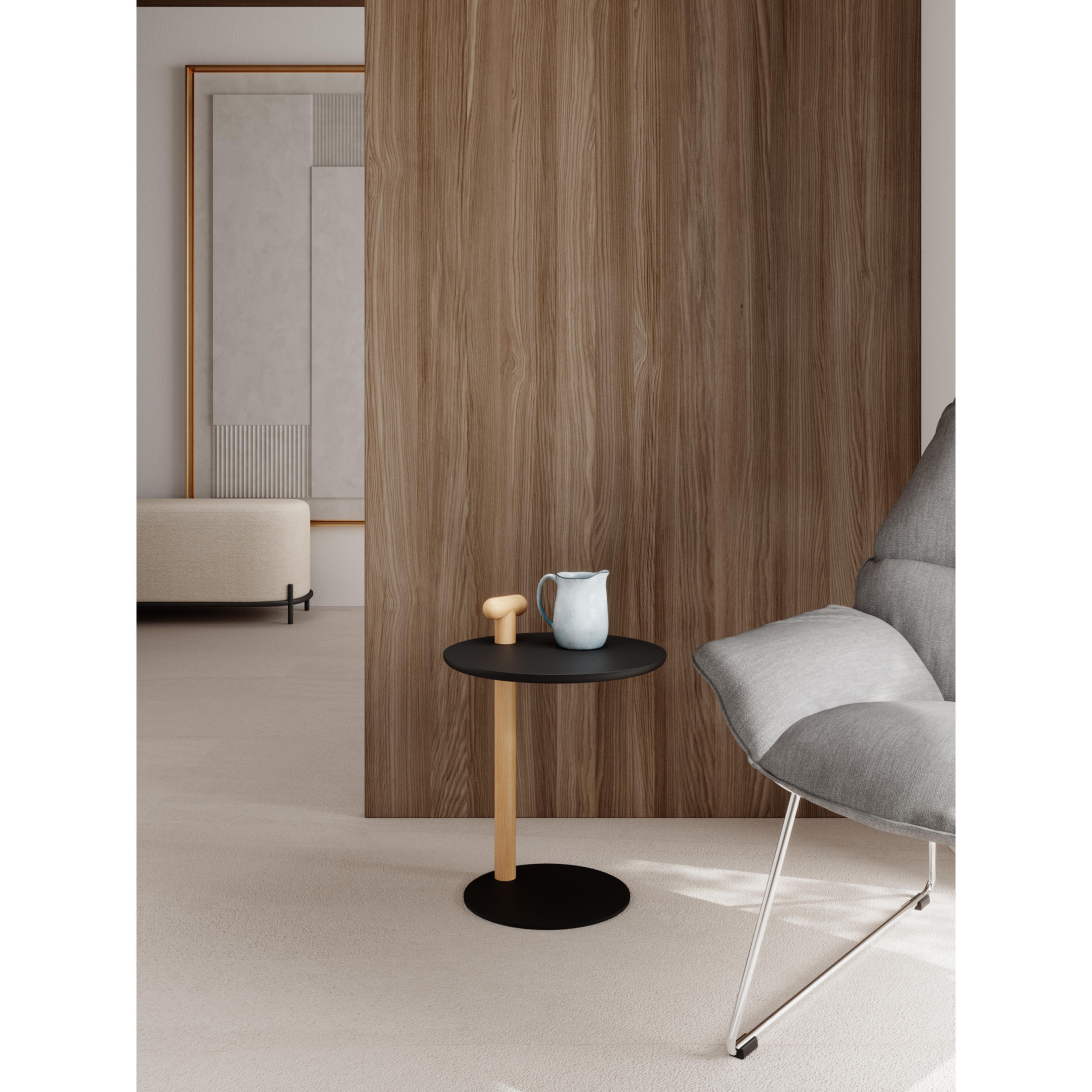 TB36 - Side Table
