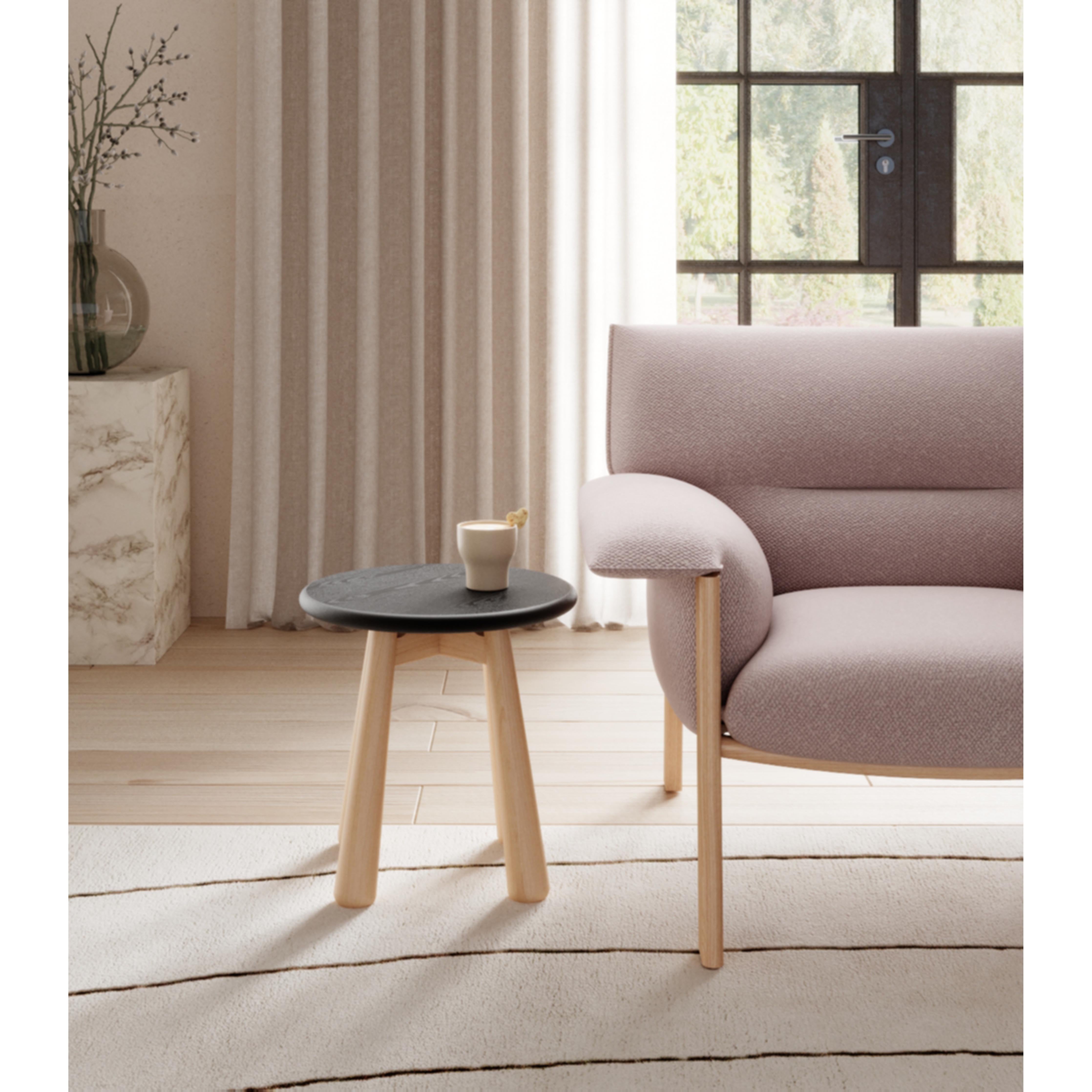TB38 - Coffee/ Side Table